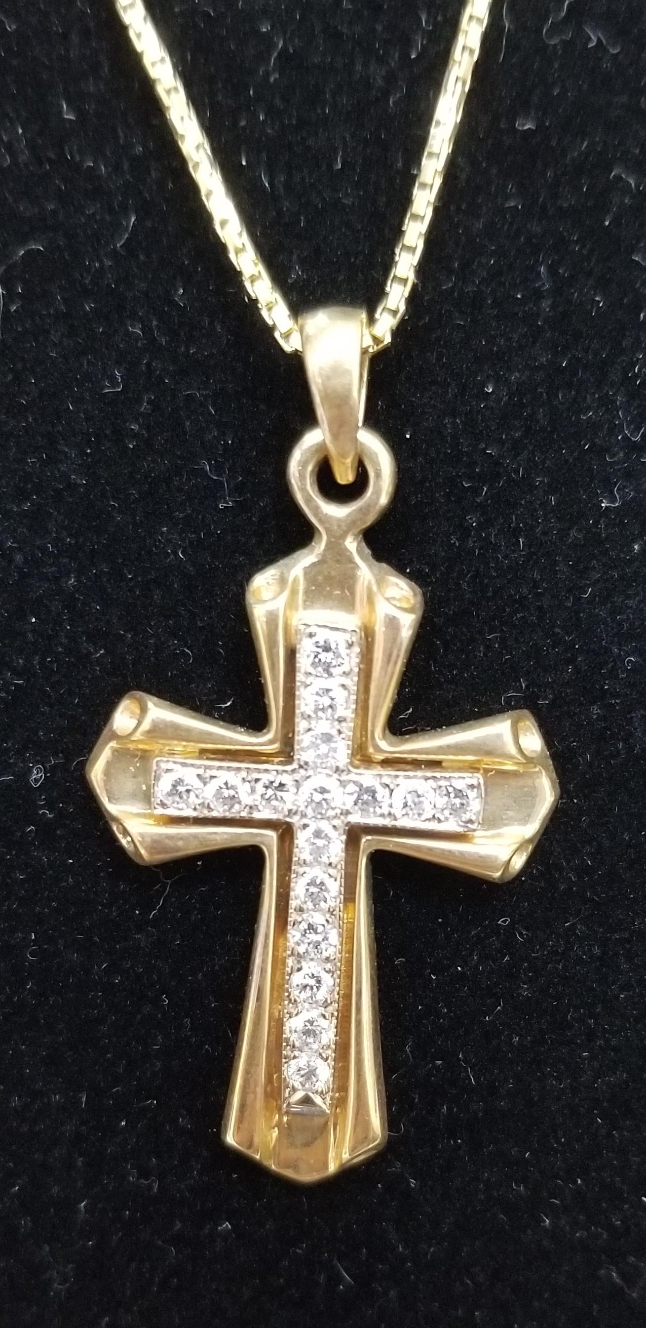 Round Cut 14 Karat 2-Tone Gold Diamond Cross and Chain For Sale