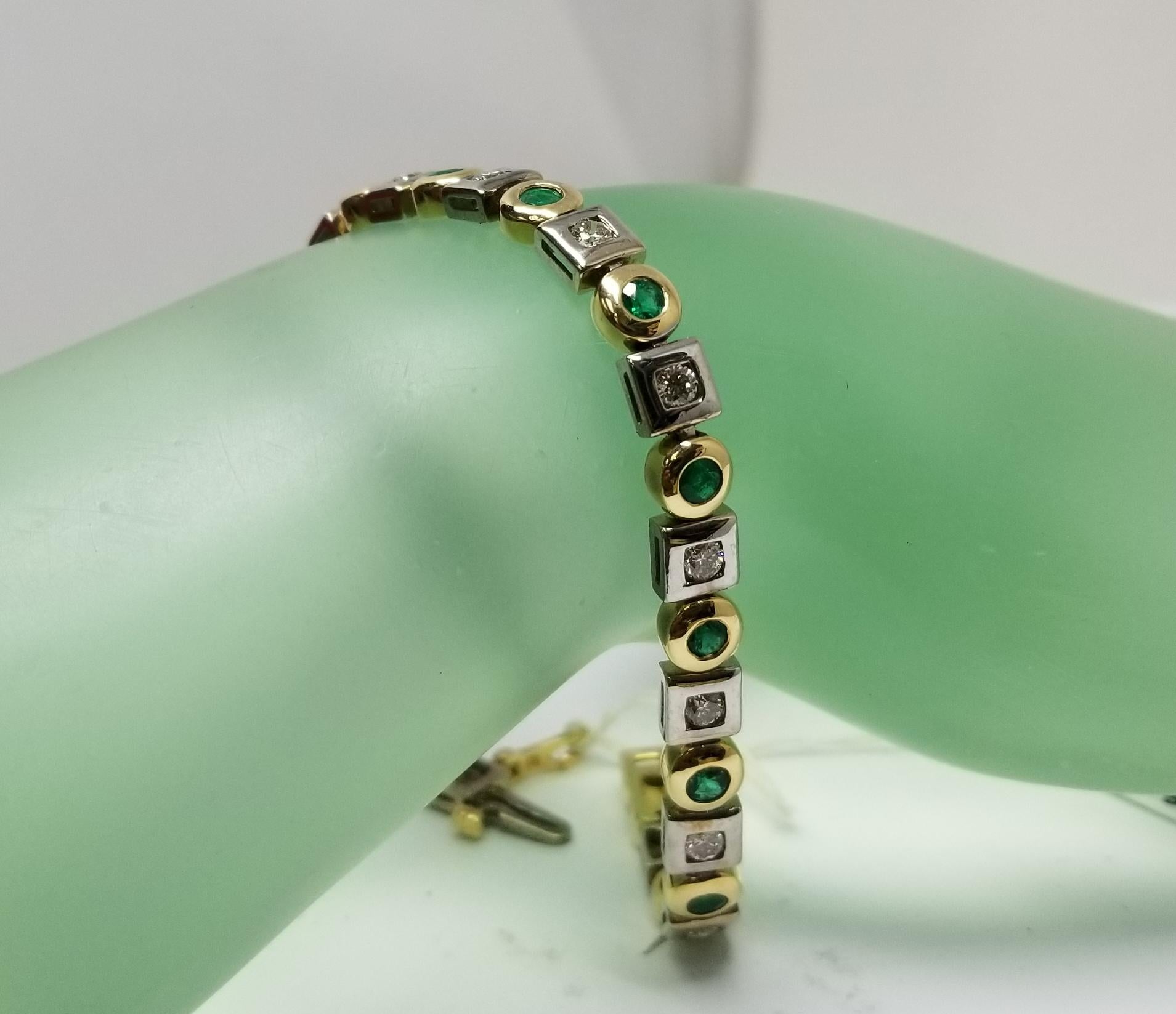 Women's or Men's 14 Karat 2-Tone Gold Emerald and Diamond Bracelet For Sale