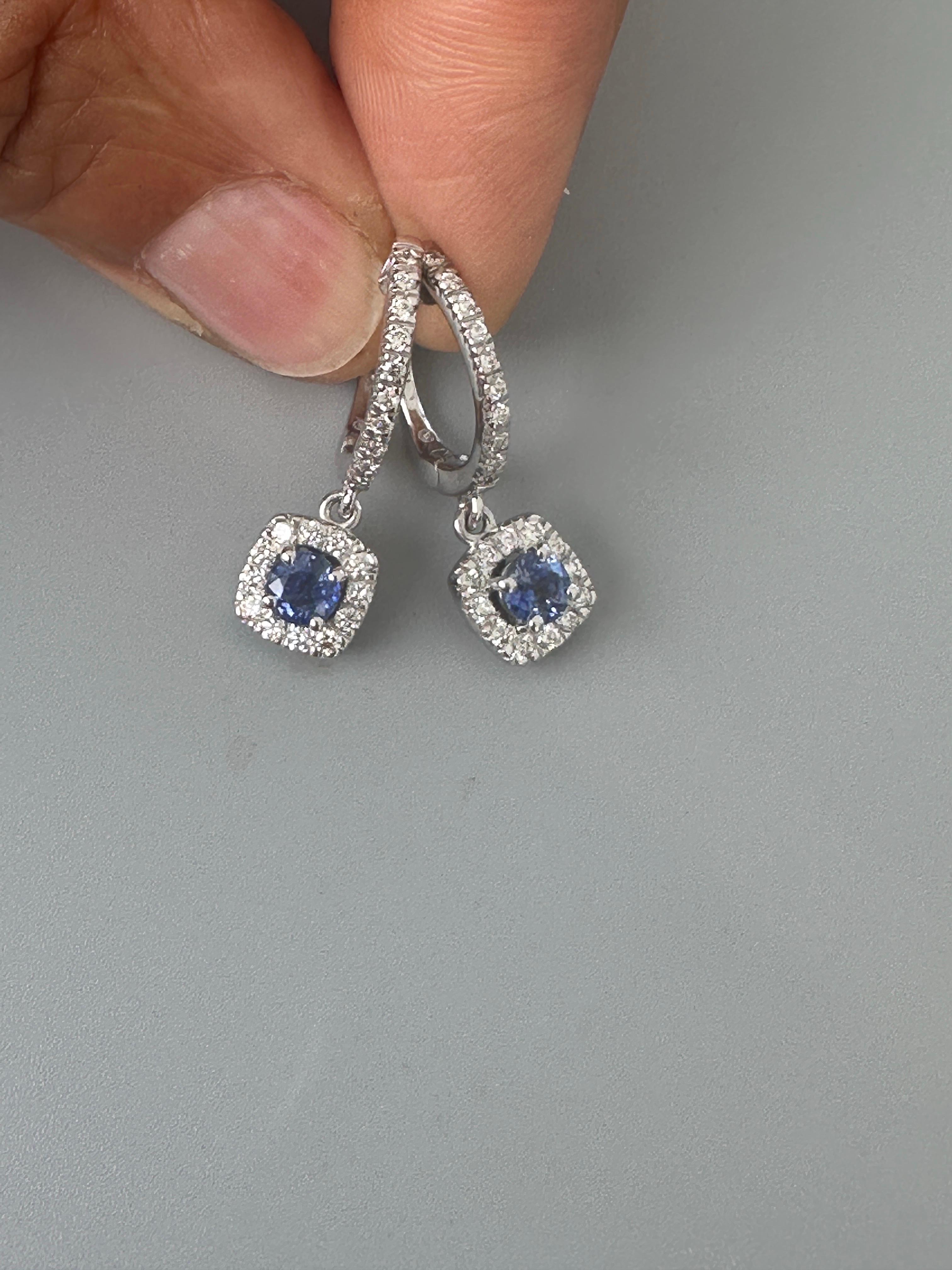 da uomo o donna Orecchini a cerchio in 14 carati da 2,00 carati totali, con zaffiri e diamanti. in vendita