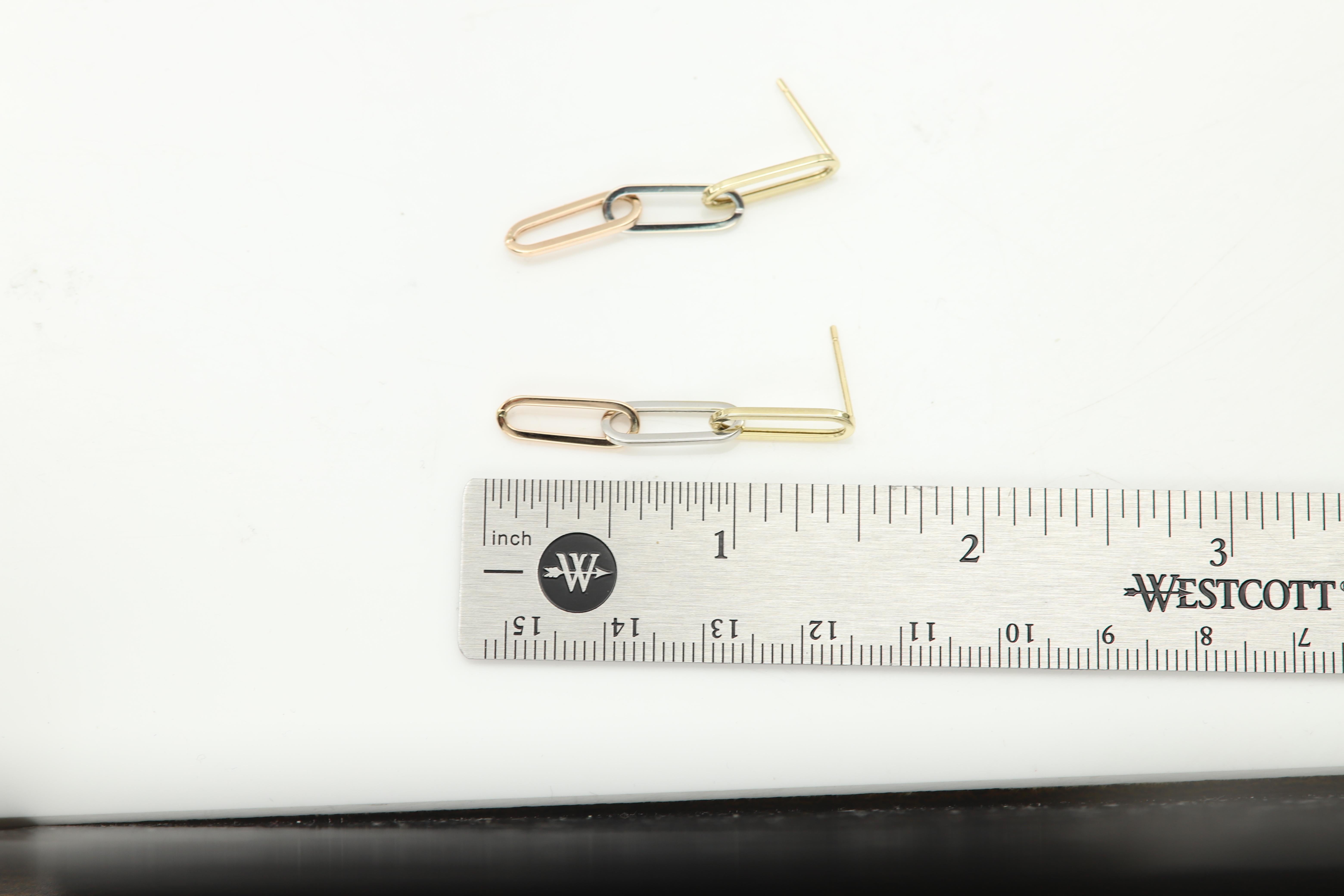 Pendientes de clip de oro de 14 quilates de 3 colores de 5 mm colgantes de 1,5' pulgadas de largo en venta 1