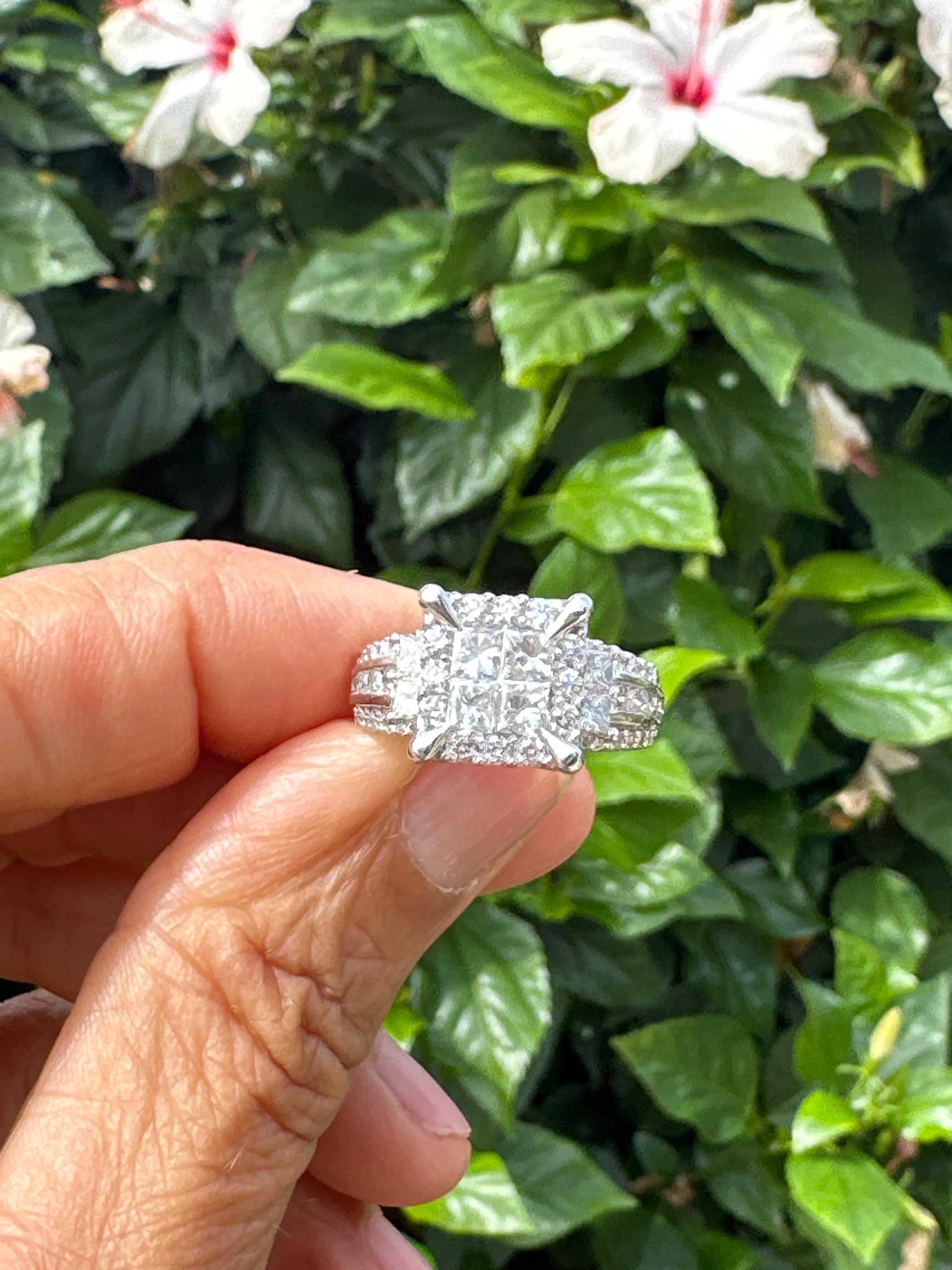 14 karat 3,50 karat prinzessin diamant cocktail ring weißgold im Zustand „Hervorragend“ im Angebot in Laguna Hills, CA