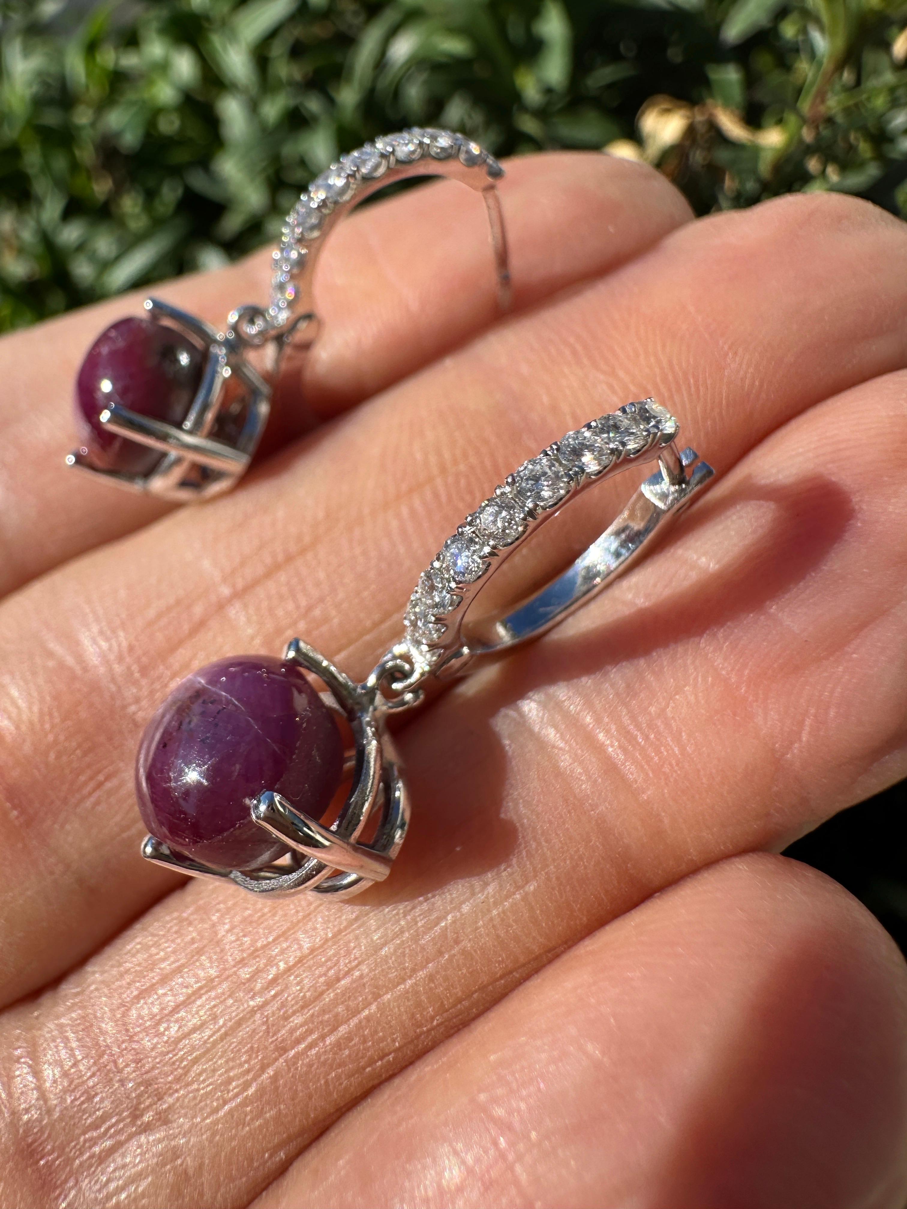 Orecchini di diamanti a leva con stella di rubino da 5 carati in 14 carati in vendita 4