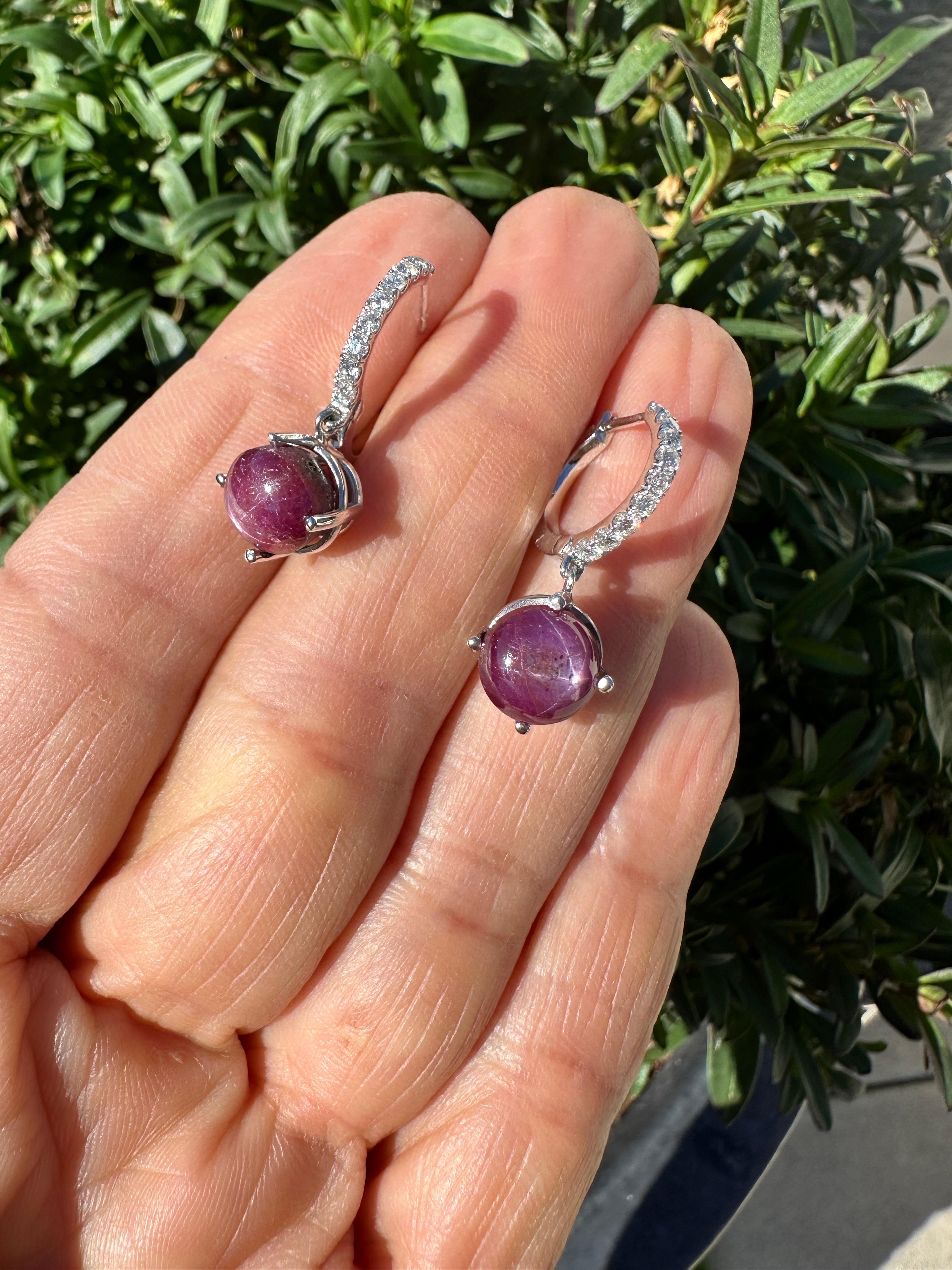 Orecchini di diamanti a leva con stella di rubino da 5 carati in 14 carati in vendita 8