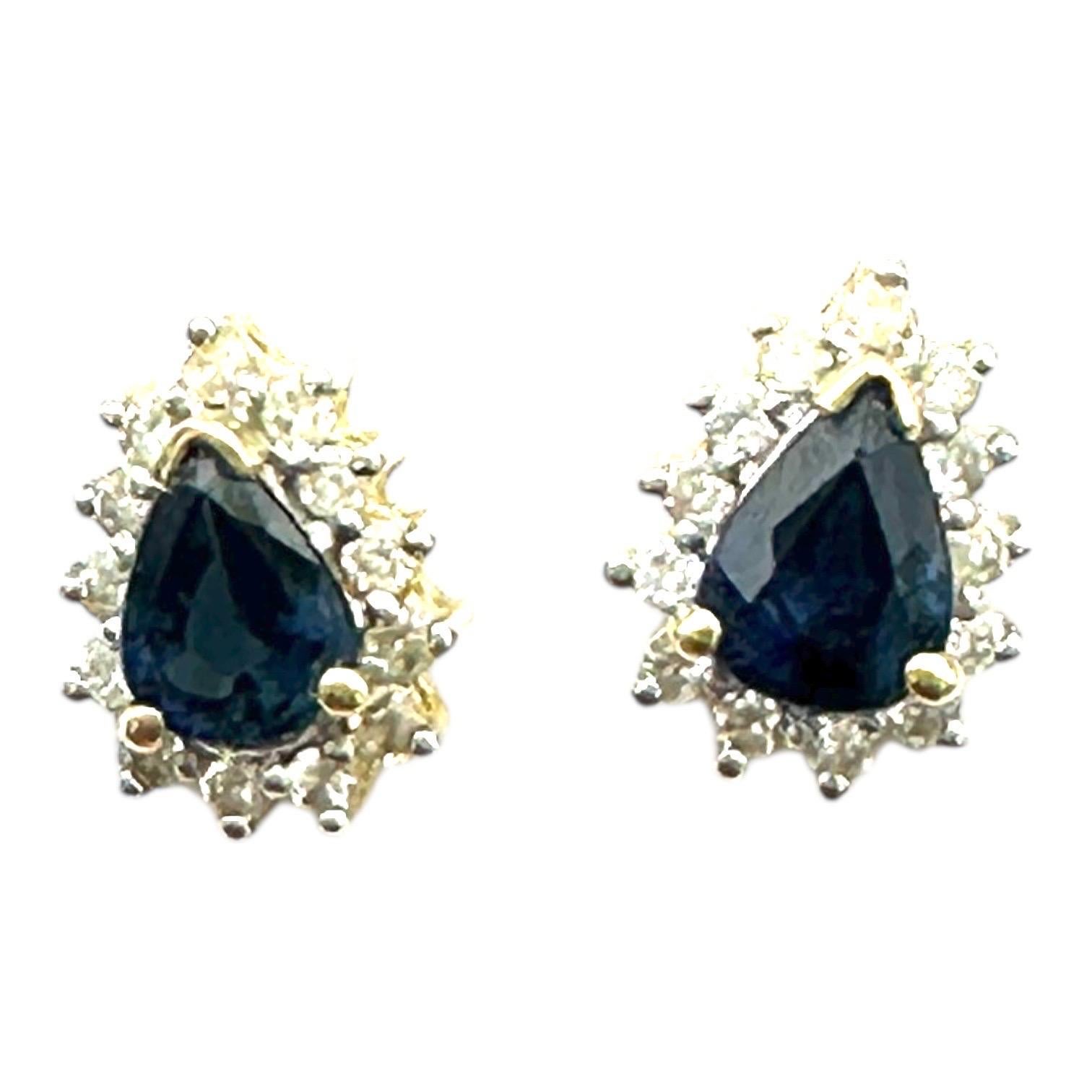 14 Karat .85 Carat Sapphire Pear-Shaped Halo Diamond Stud, Earrings en vente 6