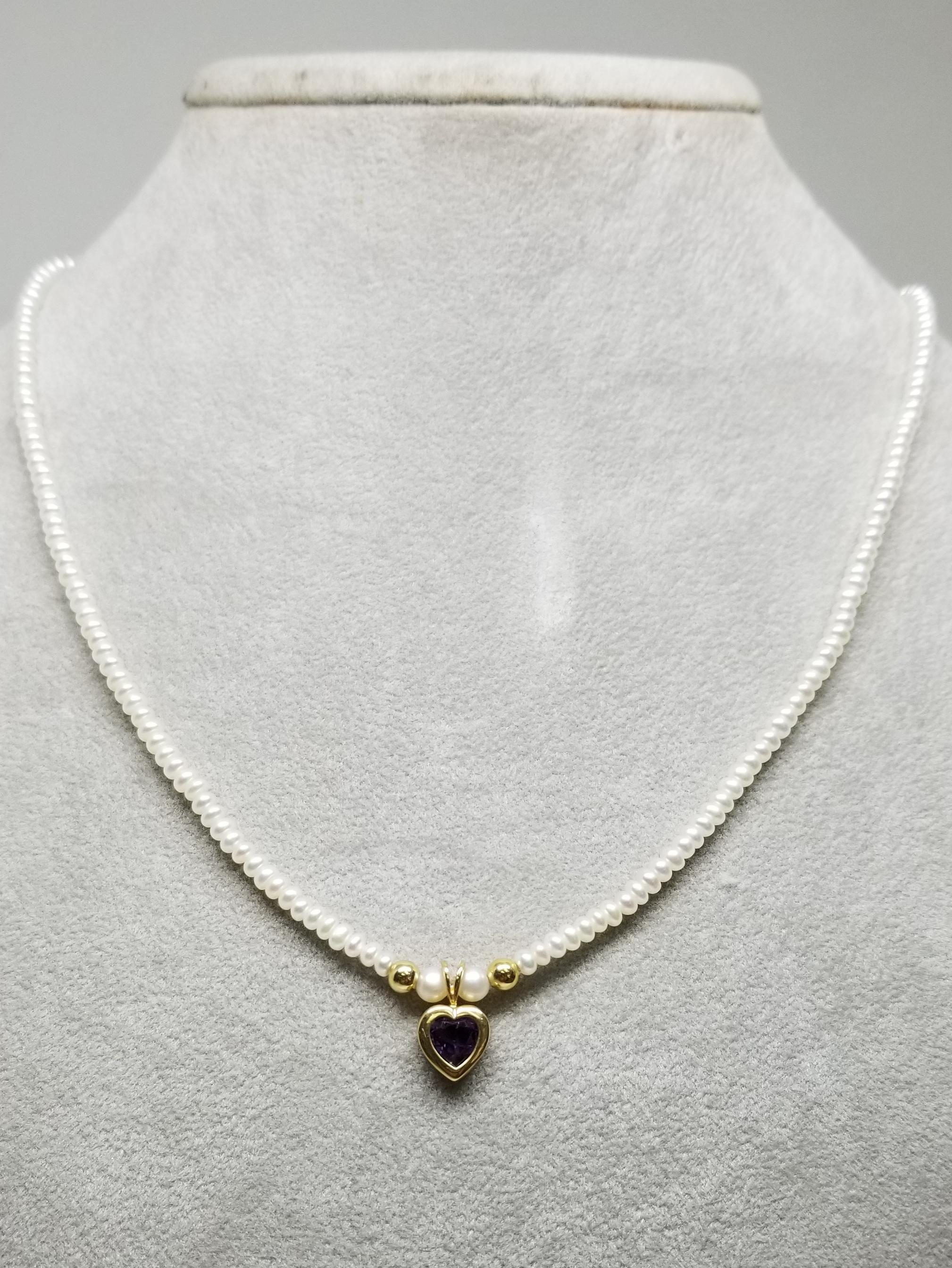 14 Karat Amethyst Heart Necklace on Pearls In New Condition In Los Angeles, CA