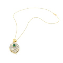 Emerald & Diamond Pendant Necklace 18K Yellow Gold 0.80Cttw
