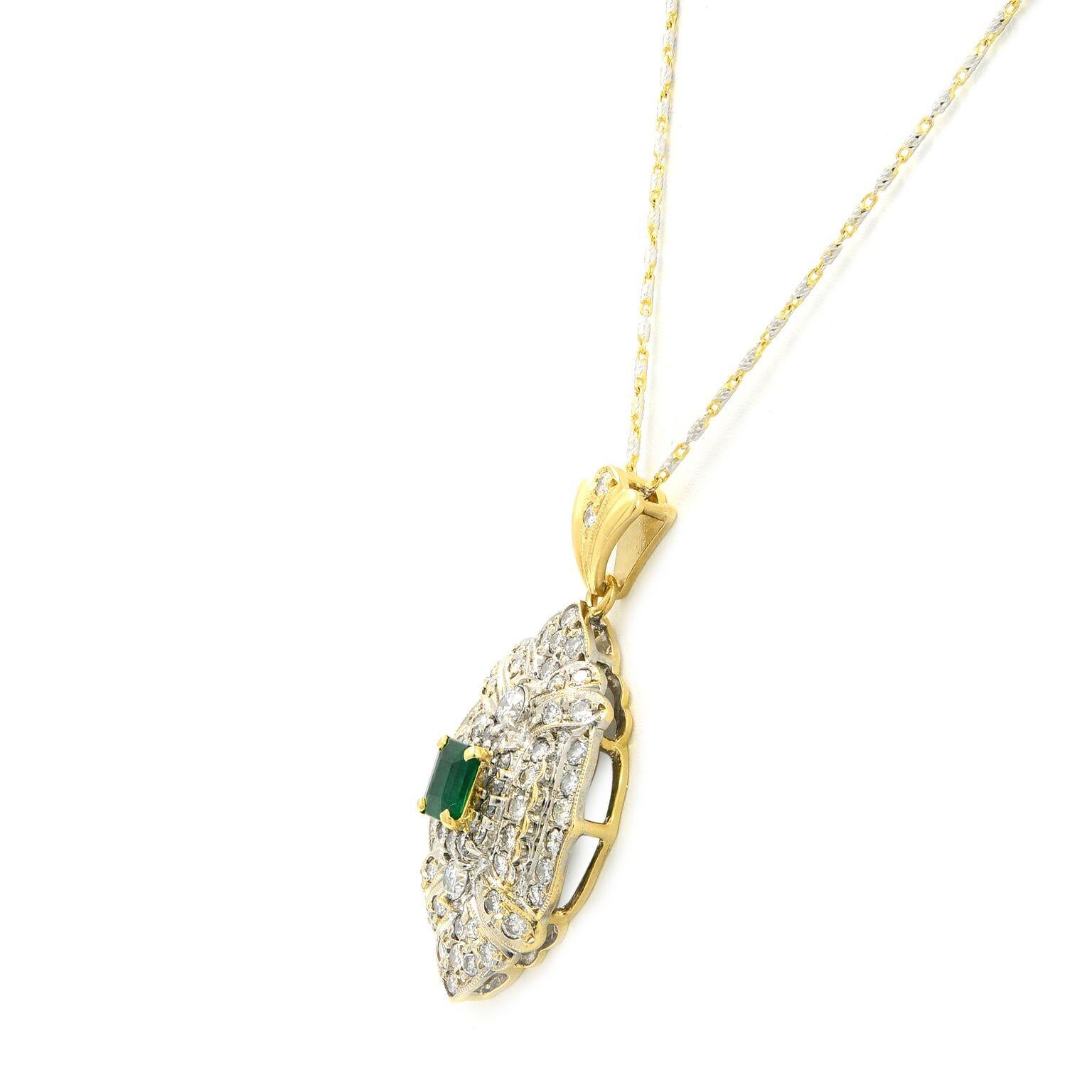 14 Karat und 18 Karat Gold Diamant-Halskette mit 2,00 Karat Smaragd-Anhänger (Smaragdschliff) im Angebot
