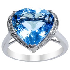 Retro 14 Karat Aquamarine and Diamond Ladies Ring