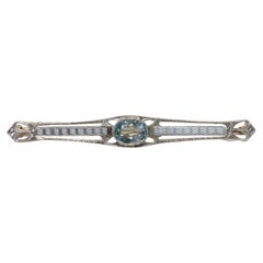 Alfiler/broche aguamarina 14 quilates