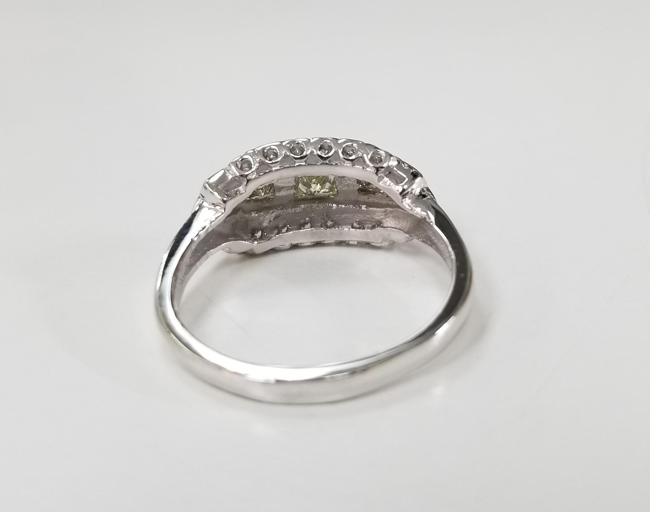 Women's or Men's 14 Karat Art Deco Style Diamond Filigree Ring with 3 Princess Cut Diamonds For Sale