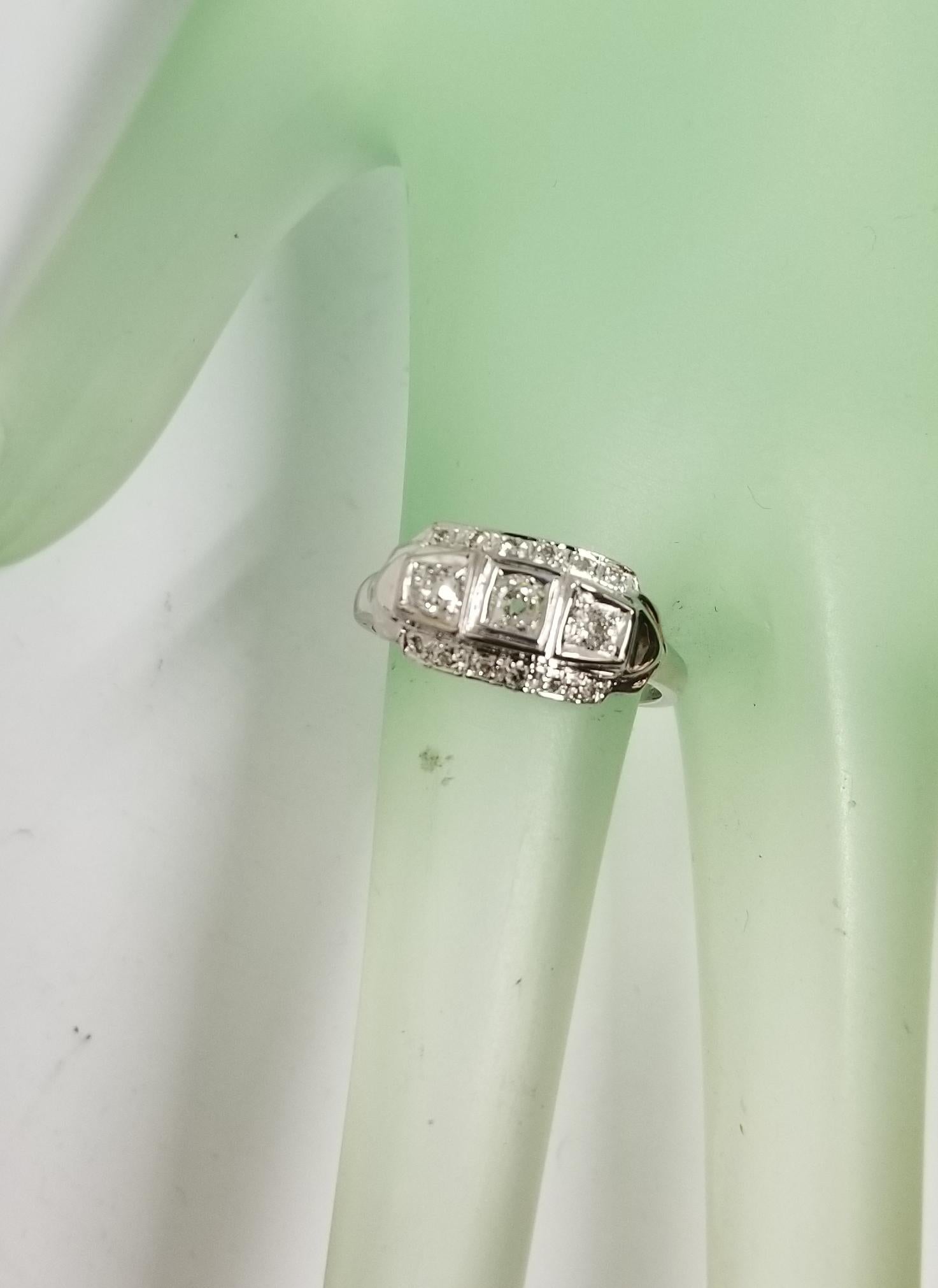 Women's or Men's 14 Karat Art Deco Style Diamond Filigree Ring with Rose Cut Diamonds For Sale