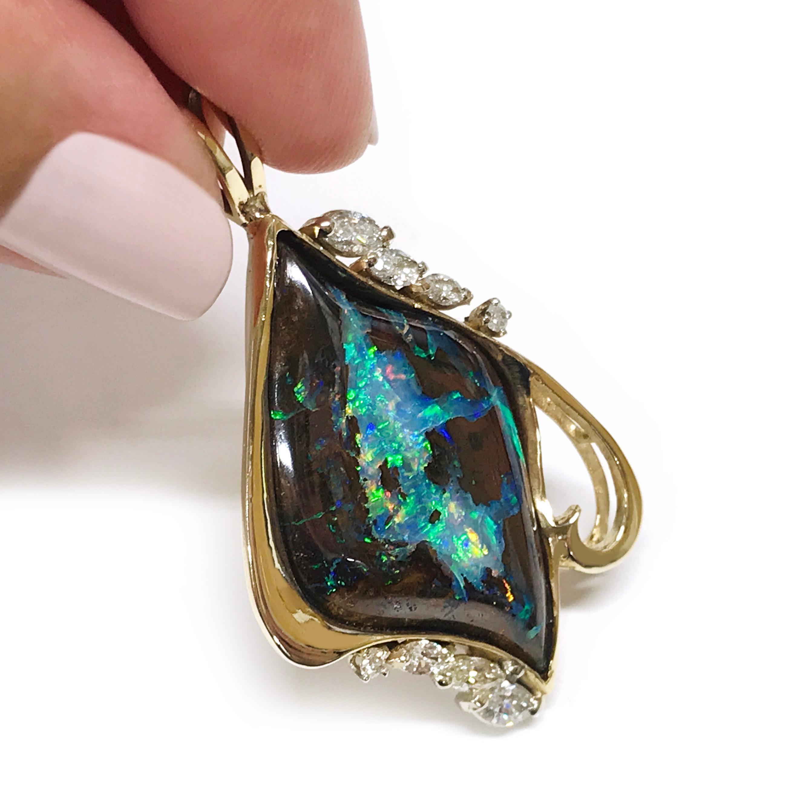 Splendido ciondolo con diamante incastonato di opale australiana Boulder in vendita 1