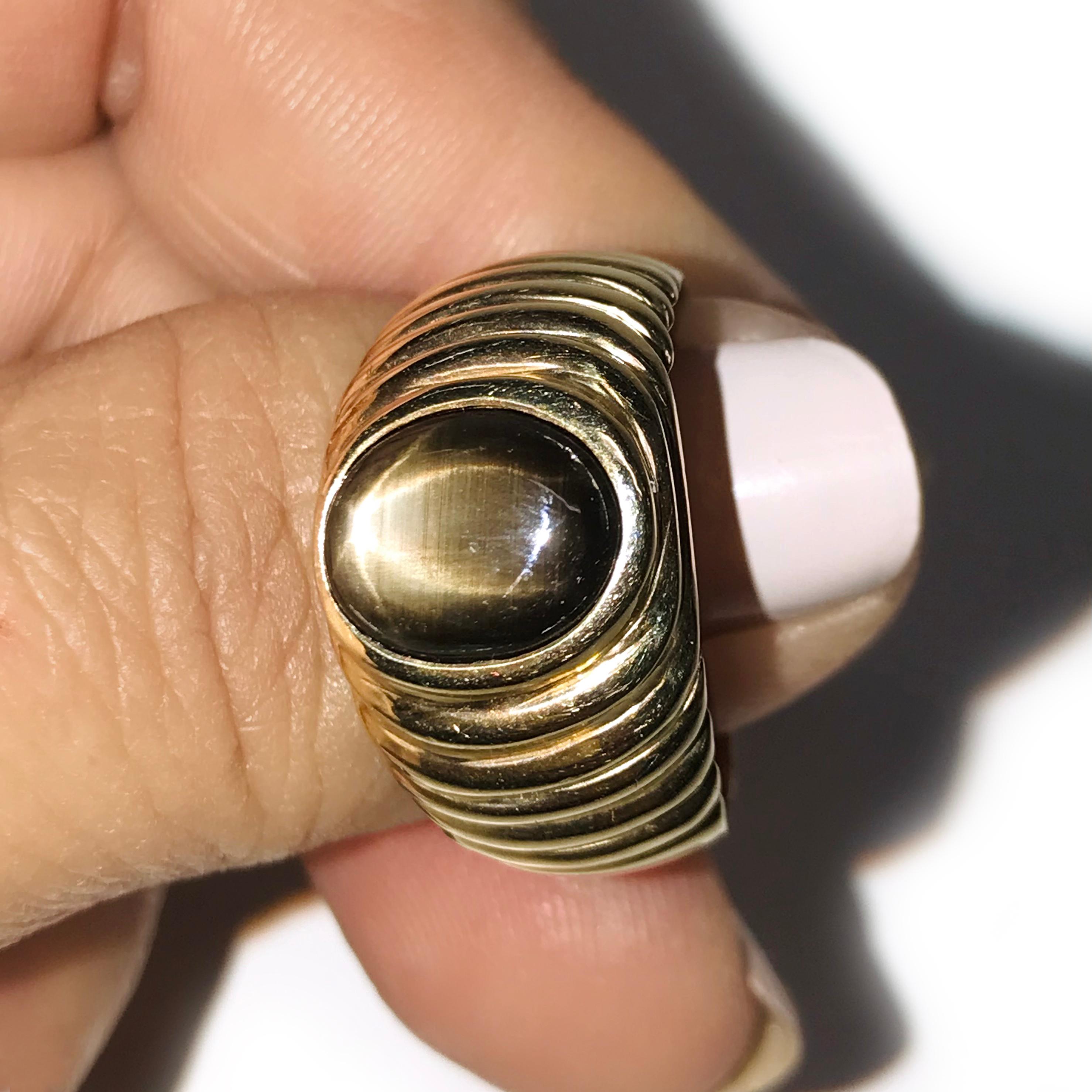 Retro 14 Karat Black Star Sapphire Ring For Sale