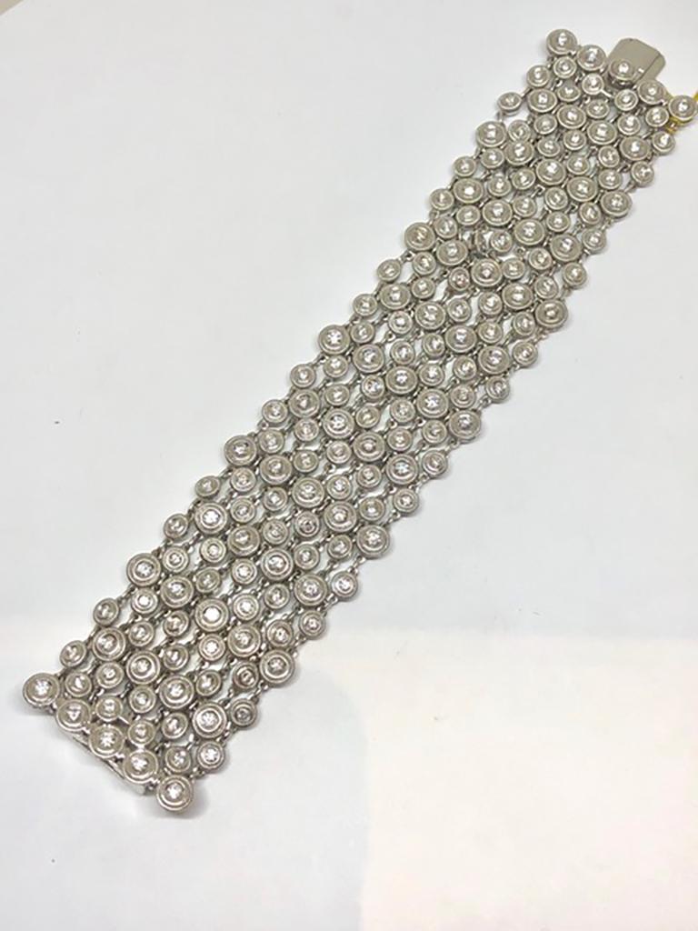 Art Deco Stunning Diamond Bracelet 14 Karat For Sale
