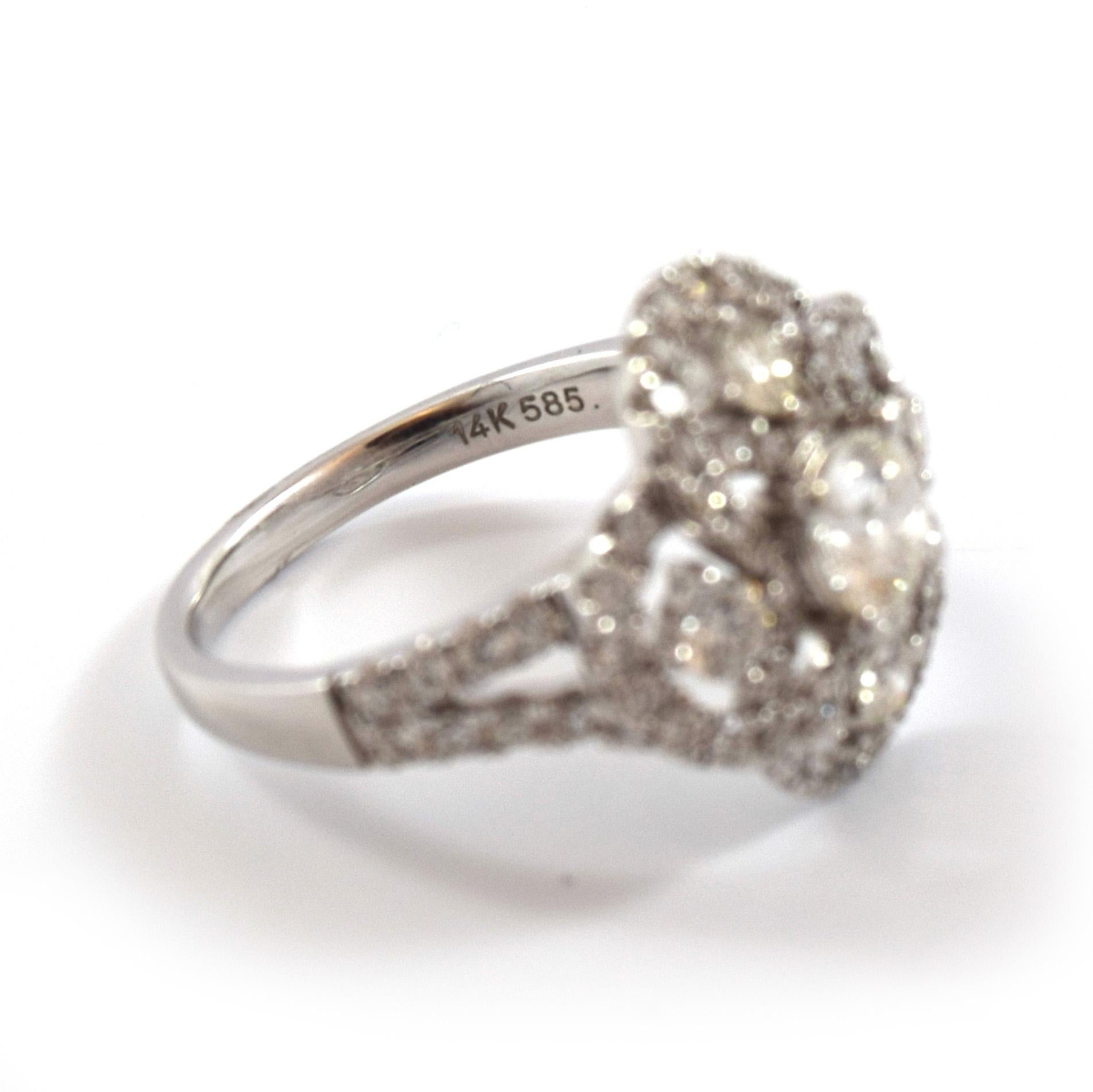 Women's or Men's 14 Karat Diamond Engagement Ring For Sale