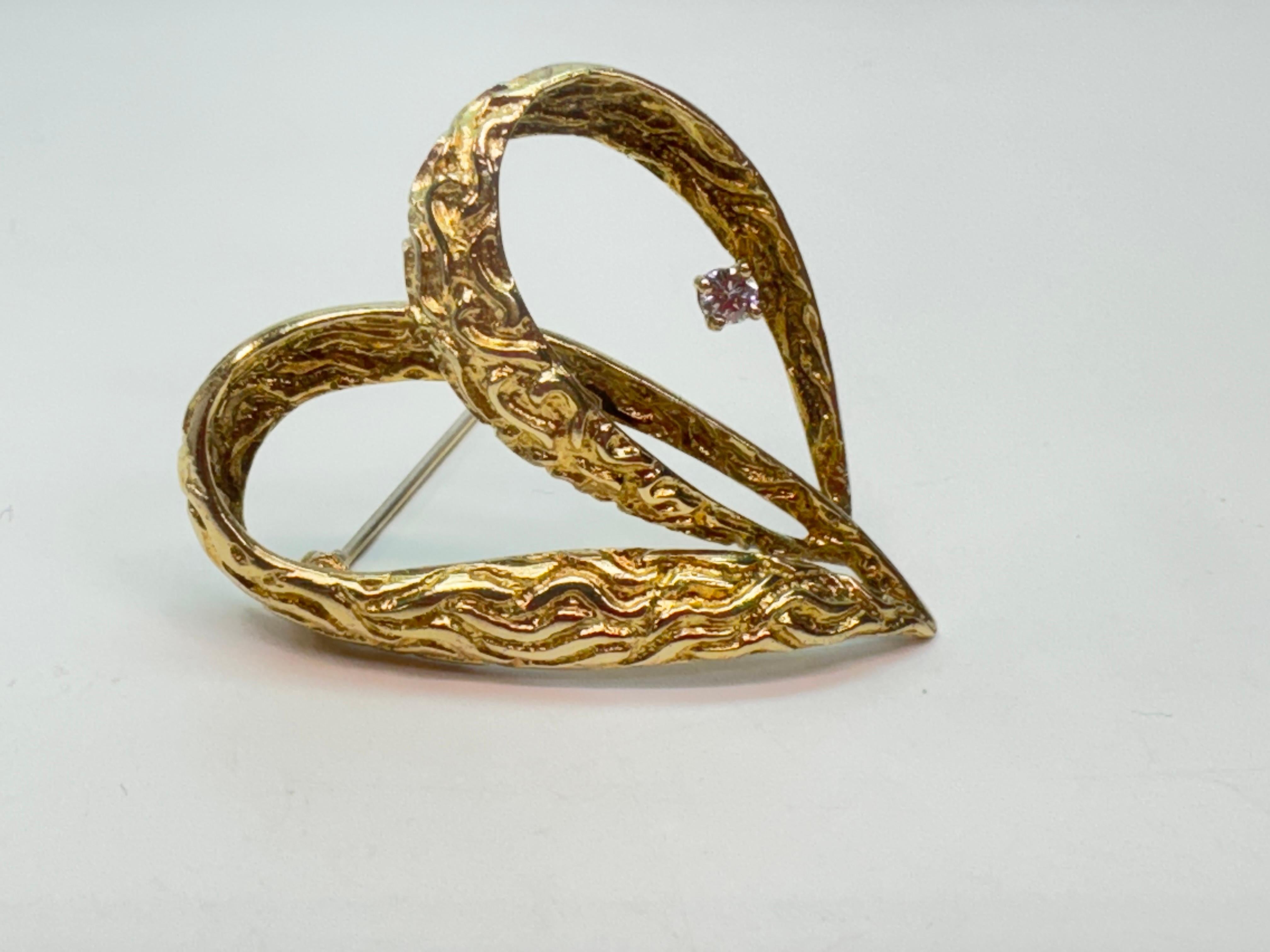 14 Karat Diamond Heart BJG Brooch In Good Condition For Sale In Palm Desert, CA
