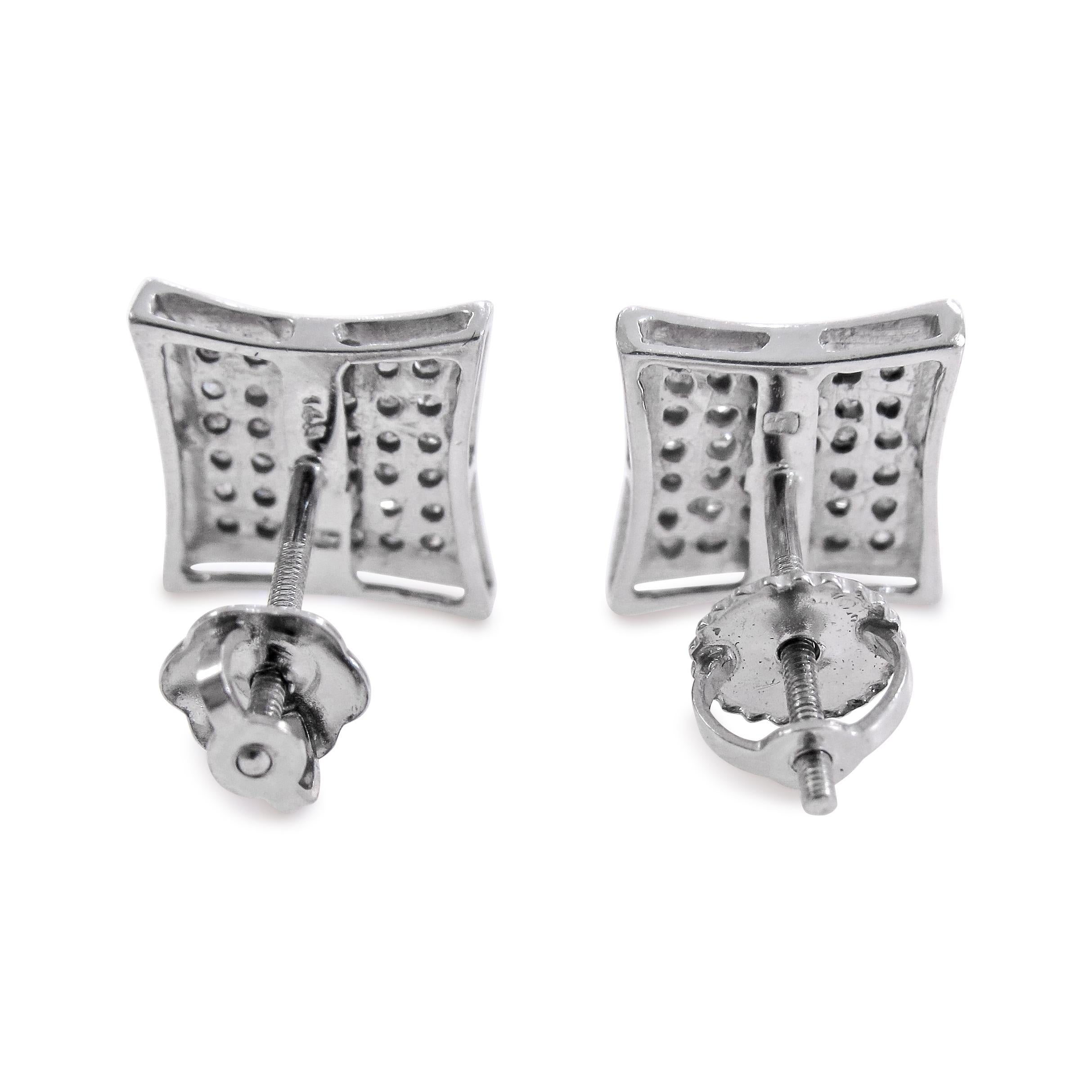 14 Karat Diamond Men's Studs Earrings Wit Screw Backs In New Condition For Sale In Jackson Heights, NY