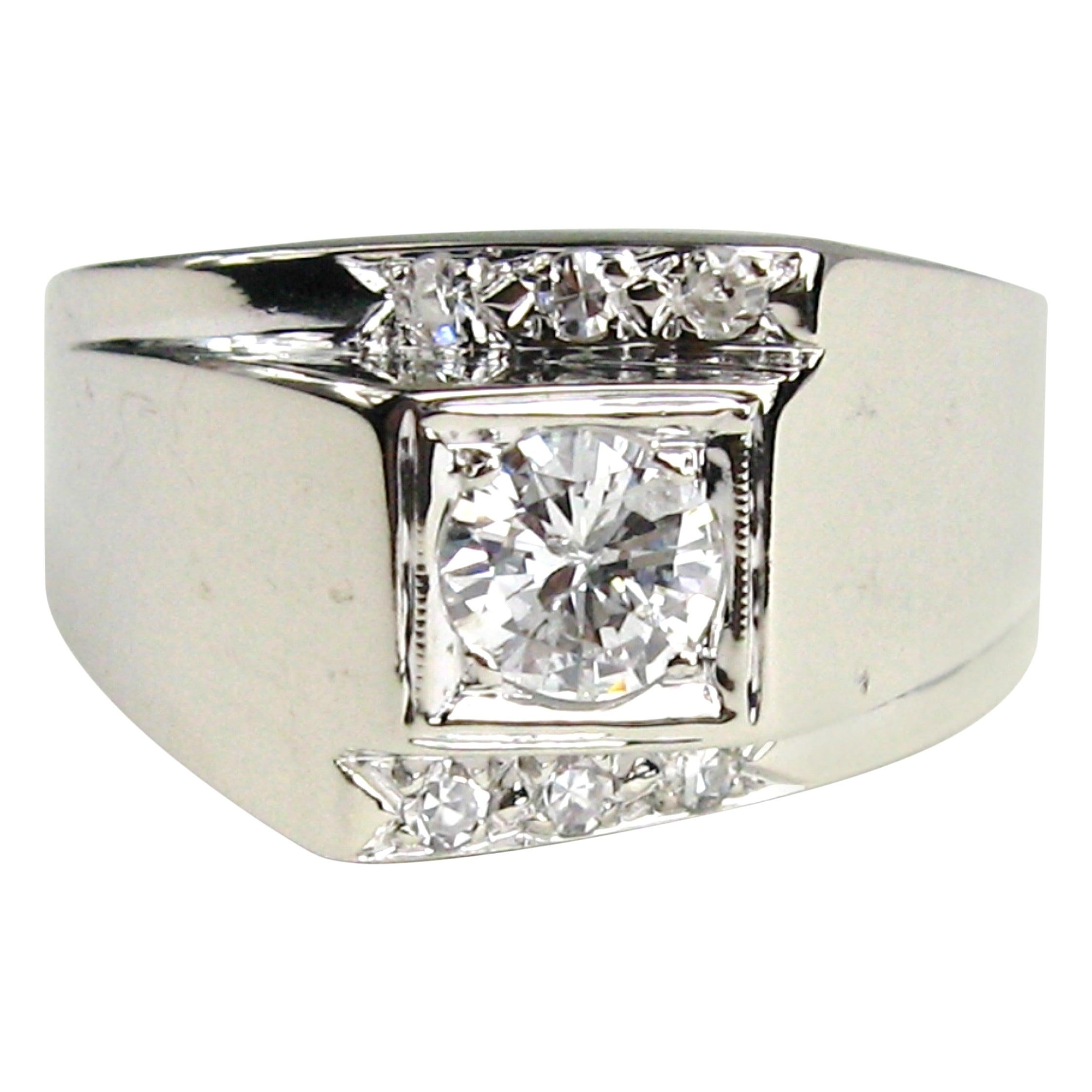 14 Karat Diamond Ring White Gold, 1960s For Sale