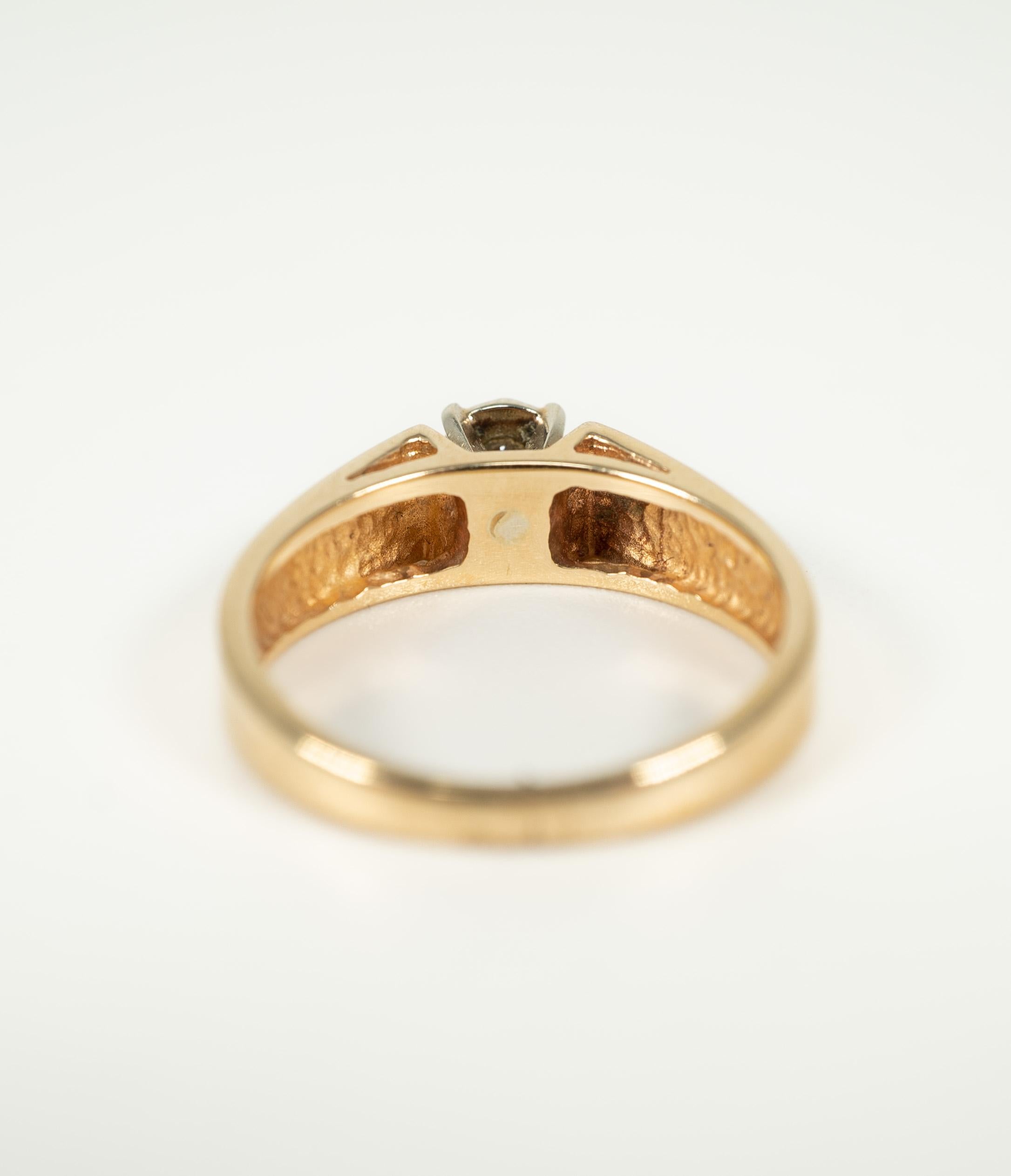 Women's or Men's 14 Karat Diamond Solitaire Ring For Sale