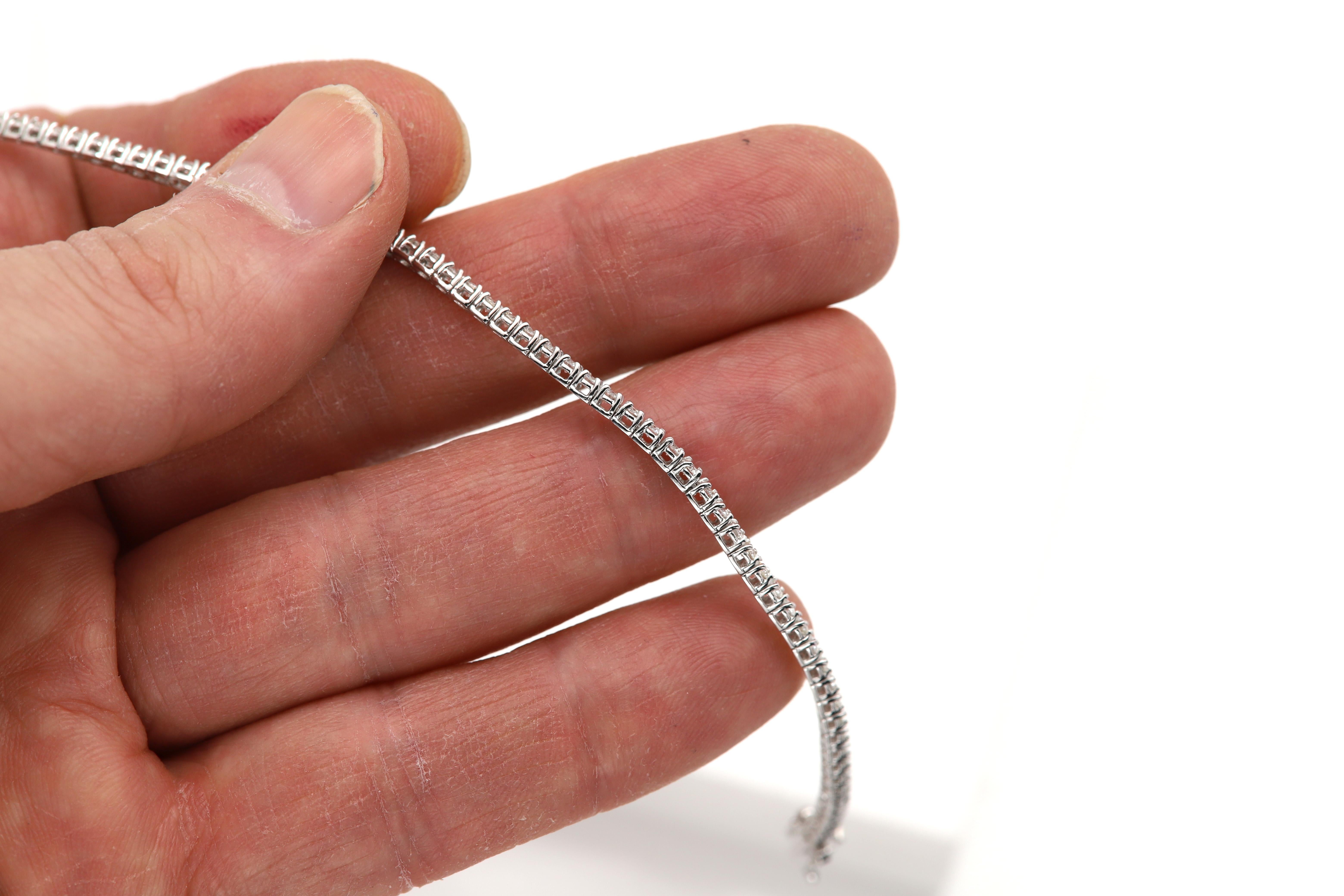 14 Karat Diamant-Tennisarmband aus Weißgold mit natürlichen Diamanten 2,0 Karat G-SI Damen im Angebot