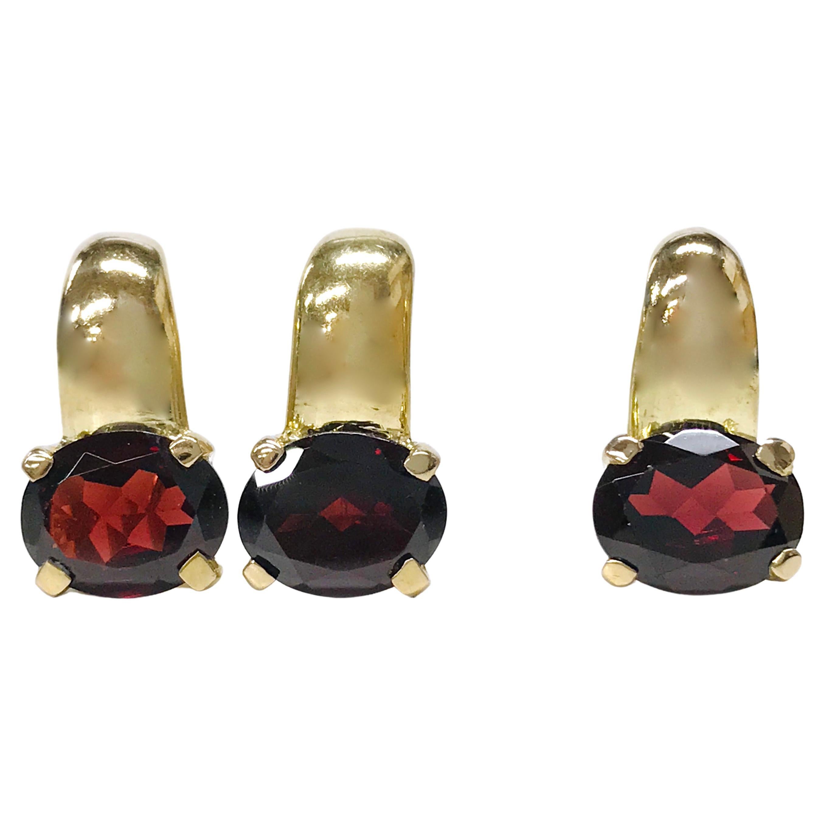 14 Karat Garnet Drop Earrings, Pendant Set For Sale