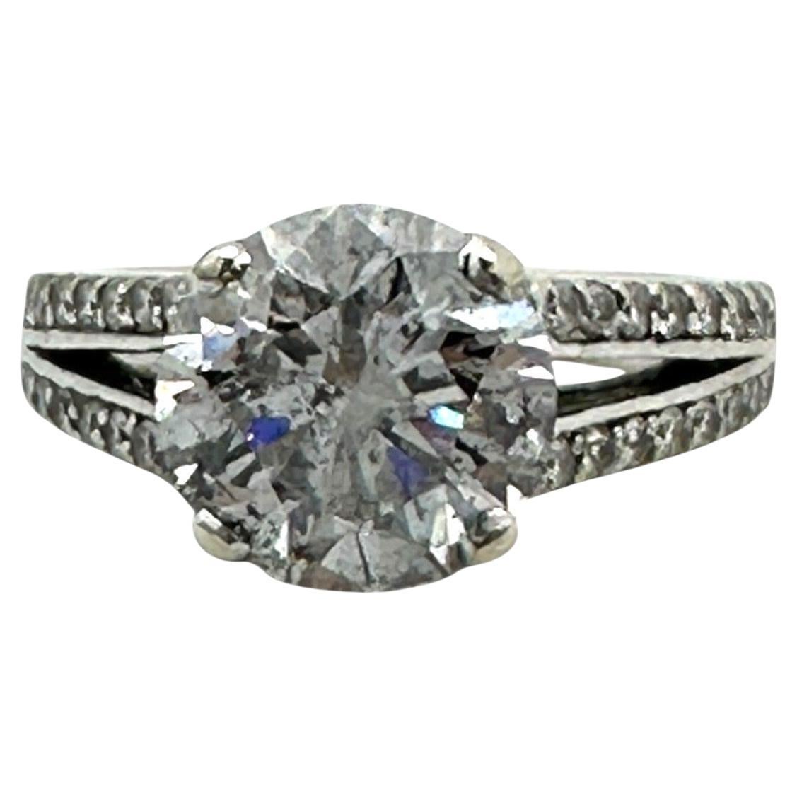 Anello di fidanzamento solitario in oro 14 carati da 2,95 carati con diamante rotondo 3,31ctw in vendita