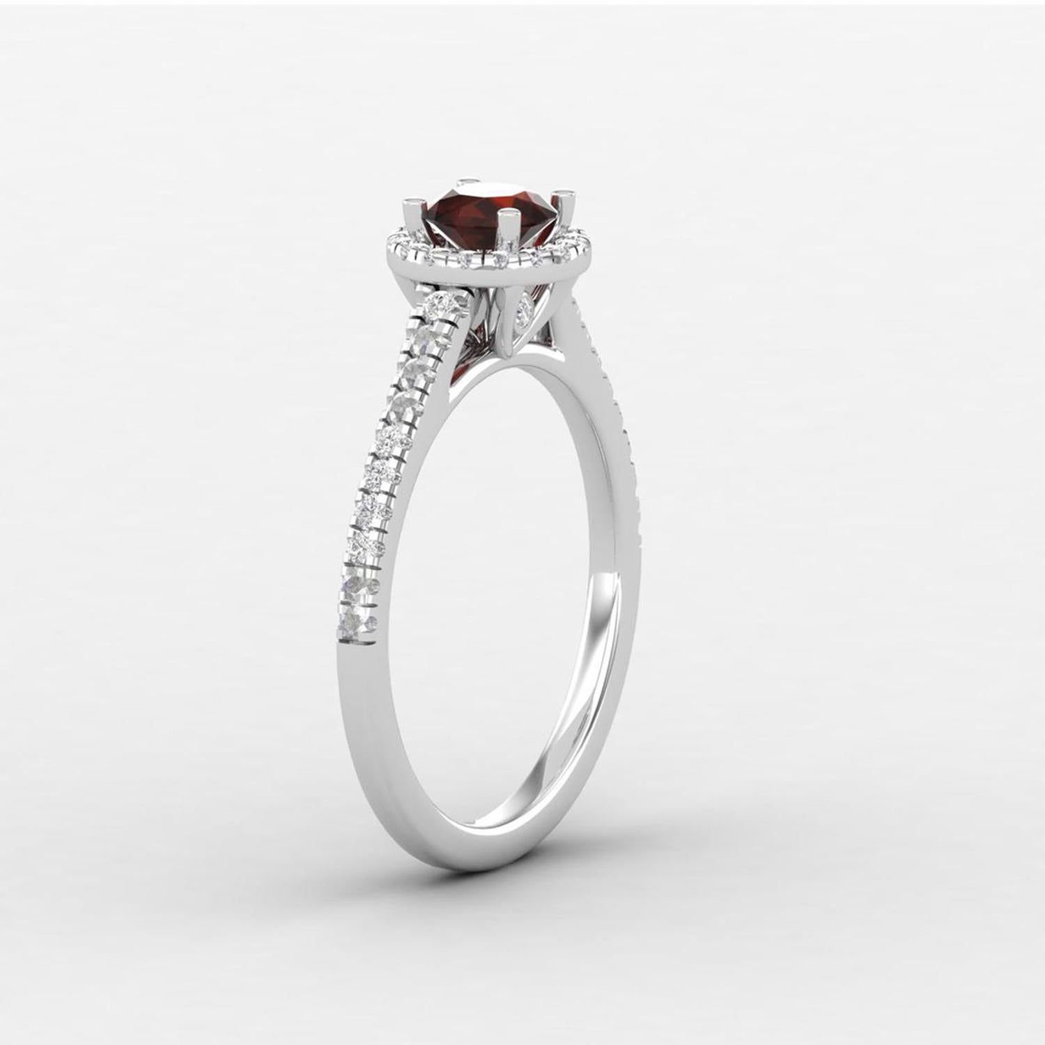 14 Karat Gold Garnet Ring / Round Diamond Ring / Solitaire Ring In New Condition For Sale In Jaipur, RJ
