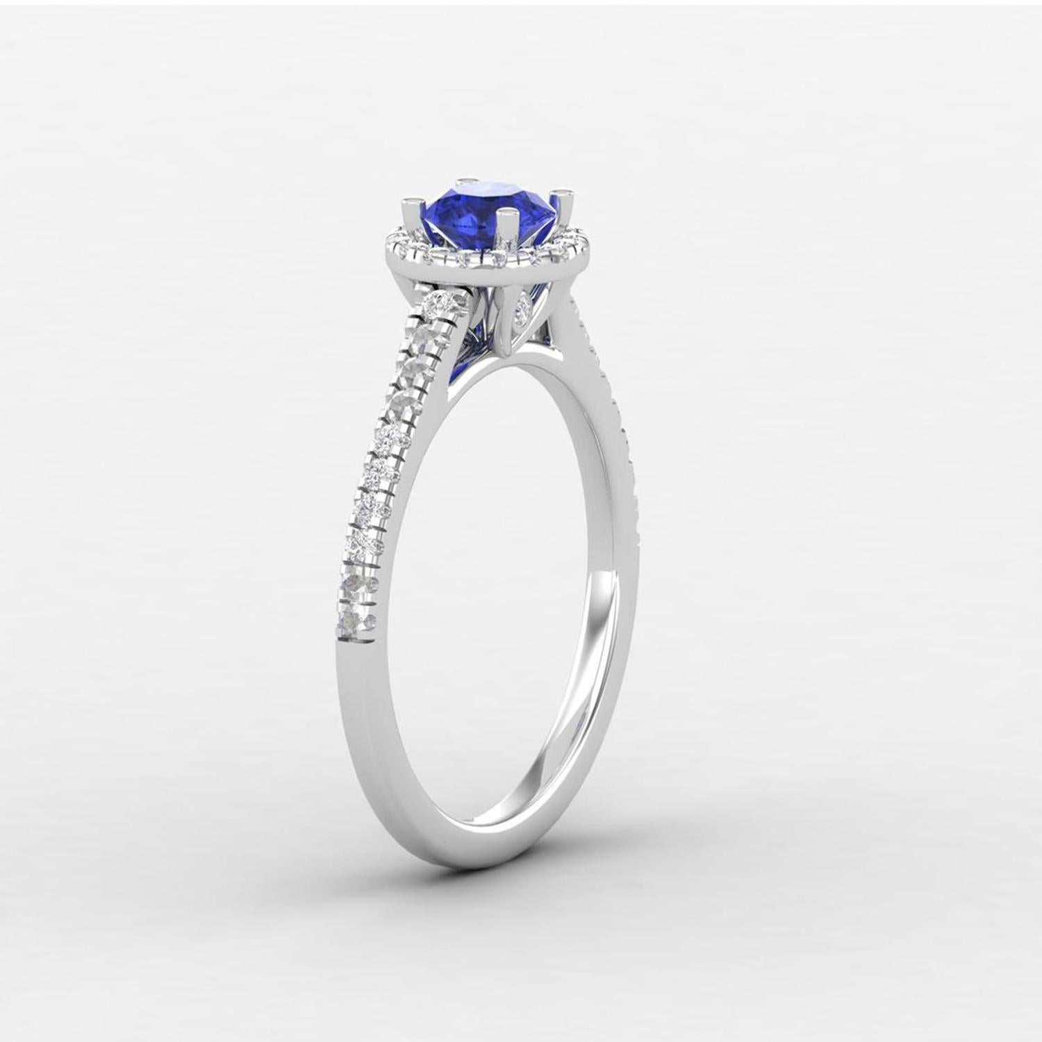 Modern 14 Karat Gold 5 MM Tanzanite Ring / 1.2 MM Round Diamond Ring / Solitaire Ring For Sale