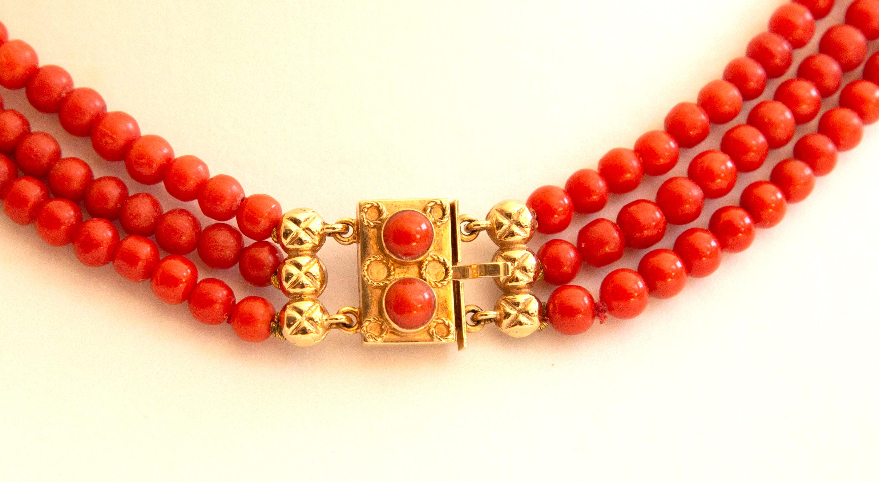 Edwardian 14 Karat Gold and Red Coral Three - Strand Beaded Necklace Early 20th Century For Sale