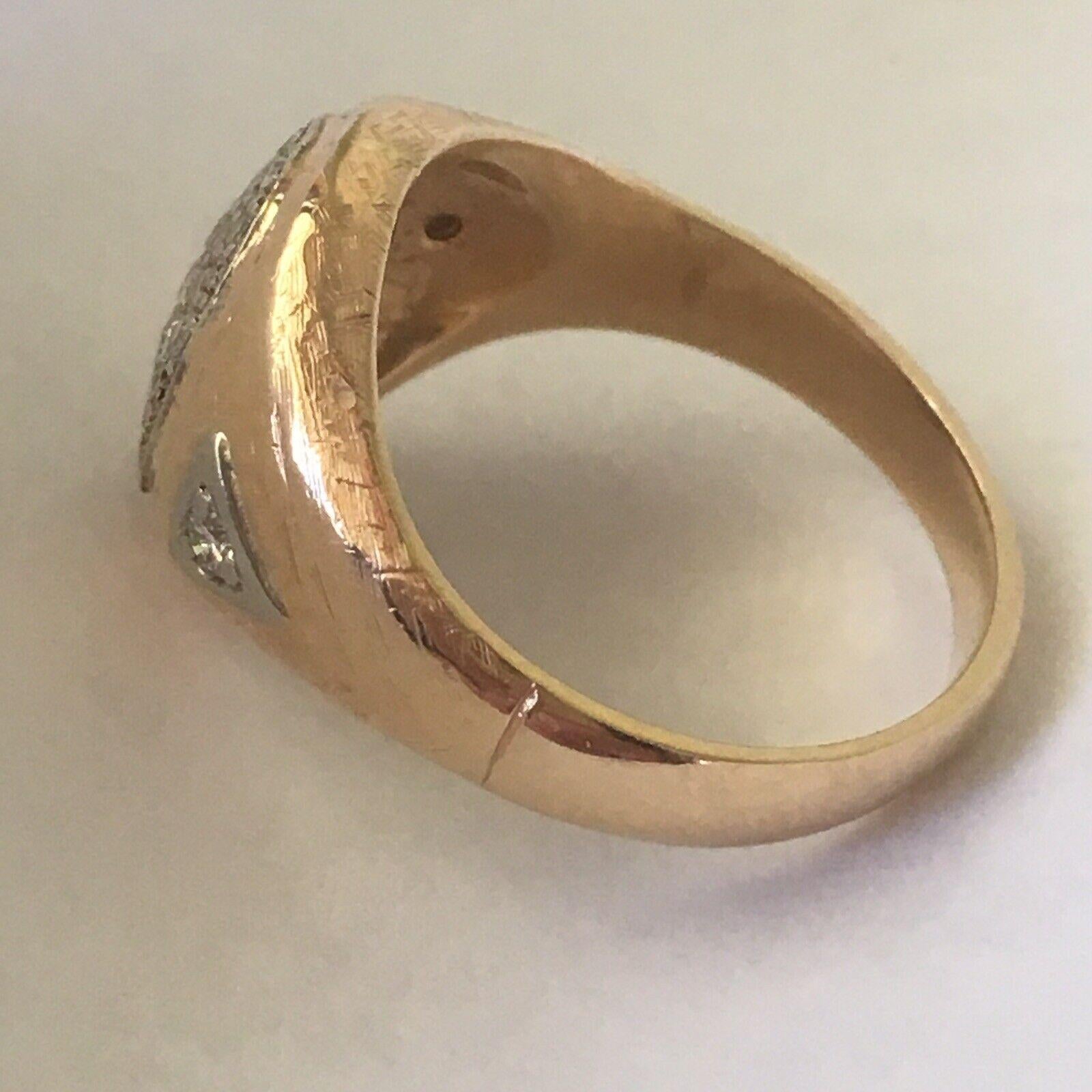 Round Cut 14 Karat Gold Art Deco Silver topped Hallmarked ring circa 1930s For Sale