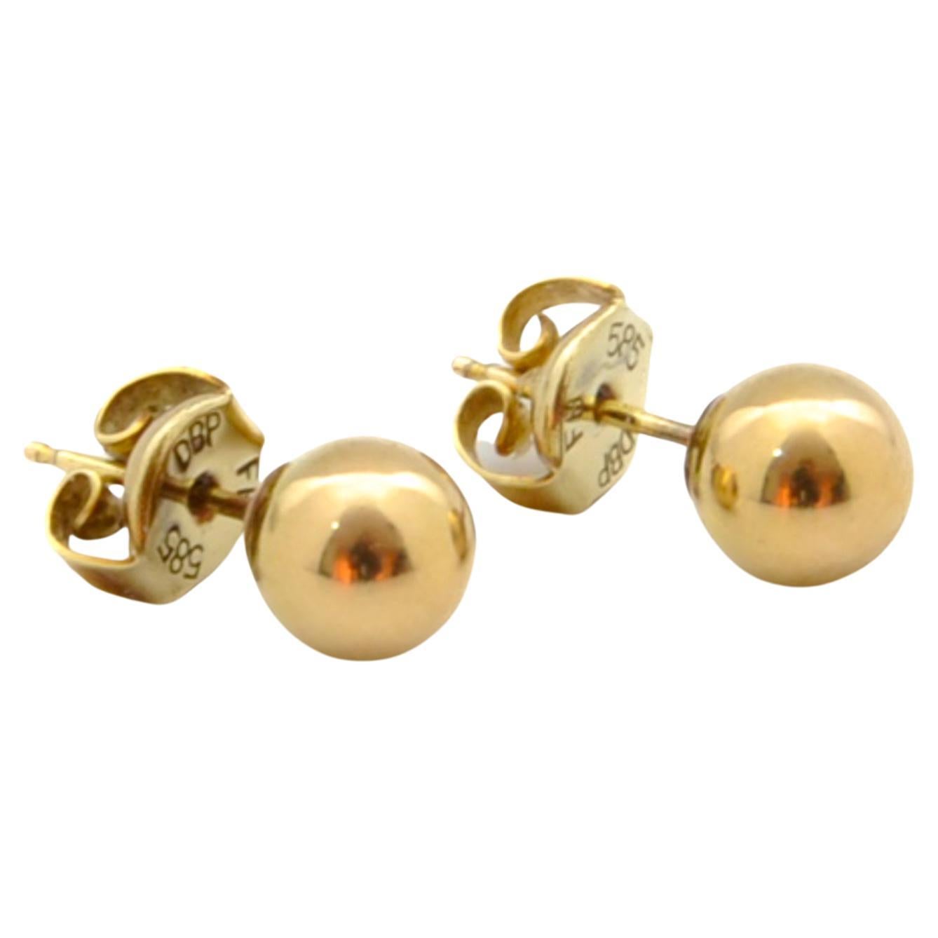 Vintage 14 Karat Gold Sphere Ball Stud Earrings For Sale