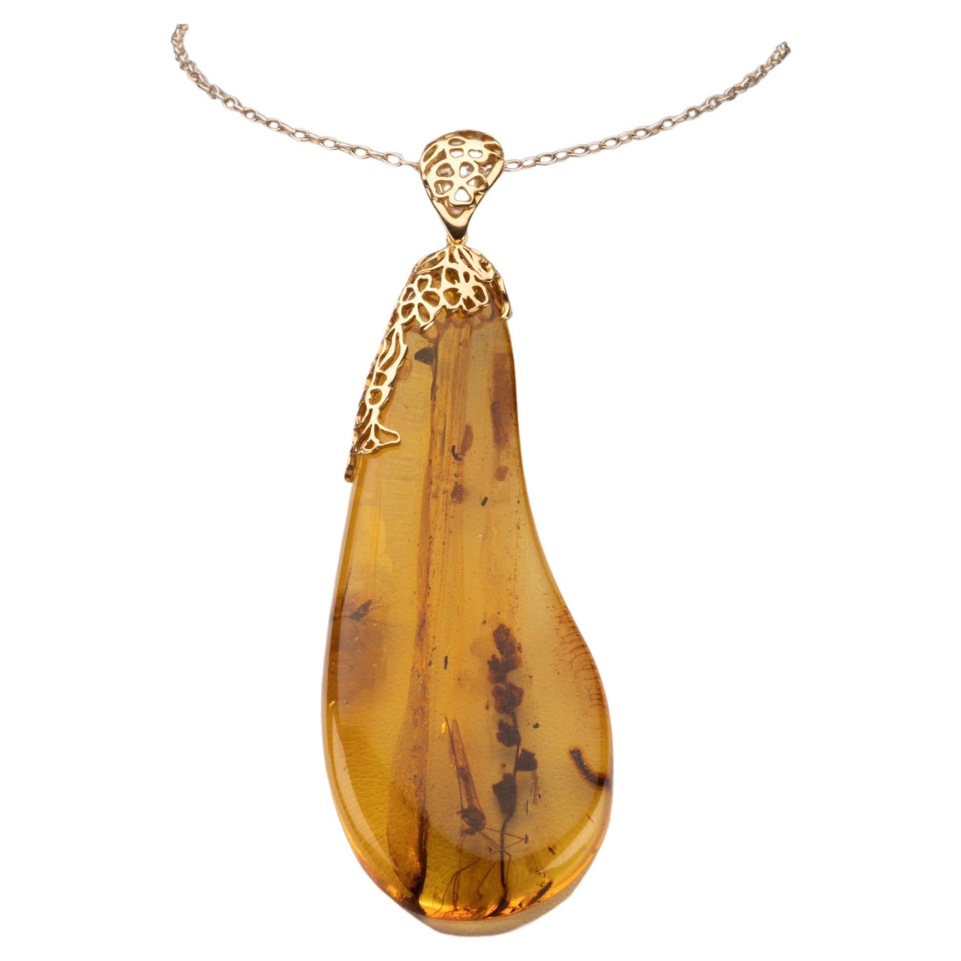 14 Karat Gold Baltic Amber Pendant with Mosquito For Sale