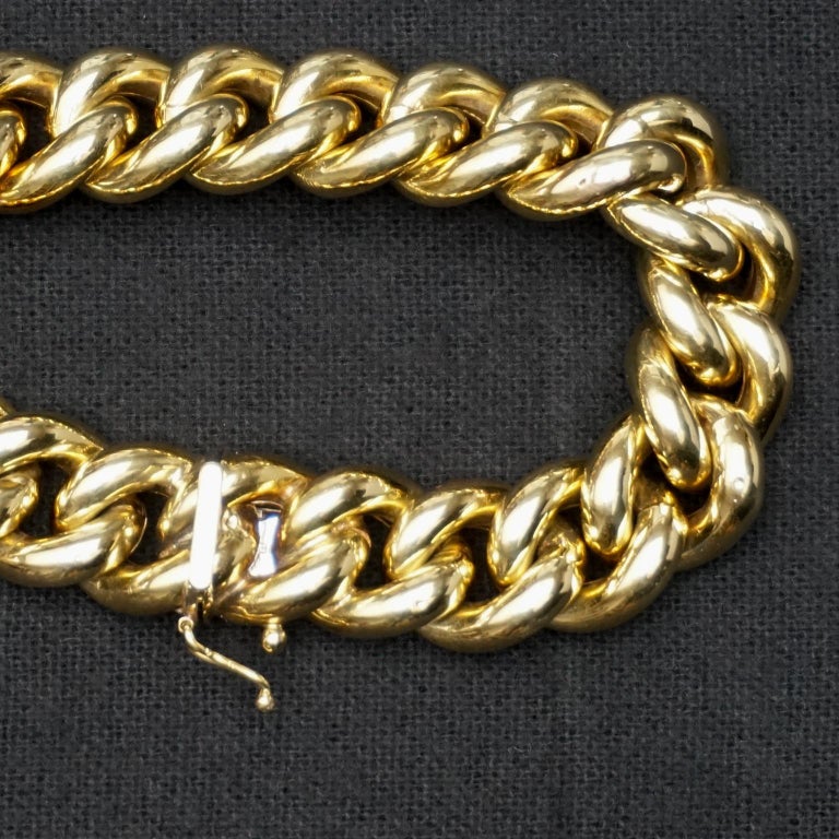 14 Karat Gold Big Chain Hollow Link Bracelet For Sale at 1stdibs