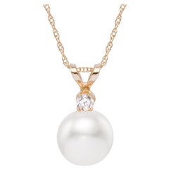 14 Karat Gold Black Freshwater Pearl and 5pt TDW Diamond Pendant Necklace