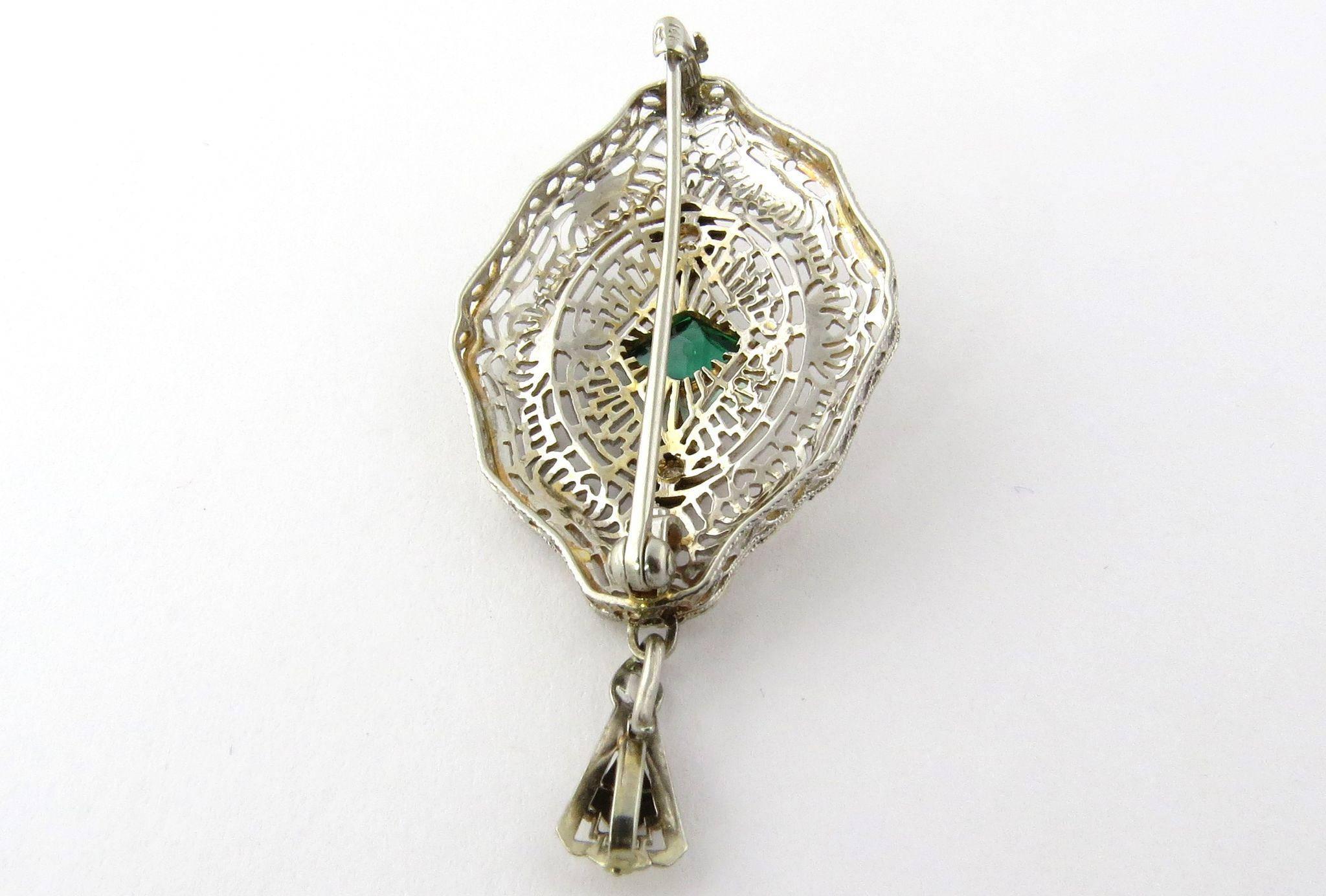 14 Karat Gold Cabochon Emerald Green Glass Stone and Diamond Filigree Pendant In Excellent Condition In Washington Depot, CT