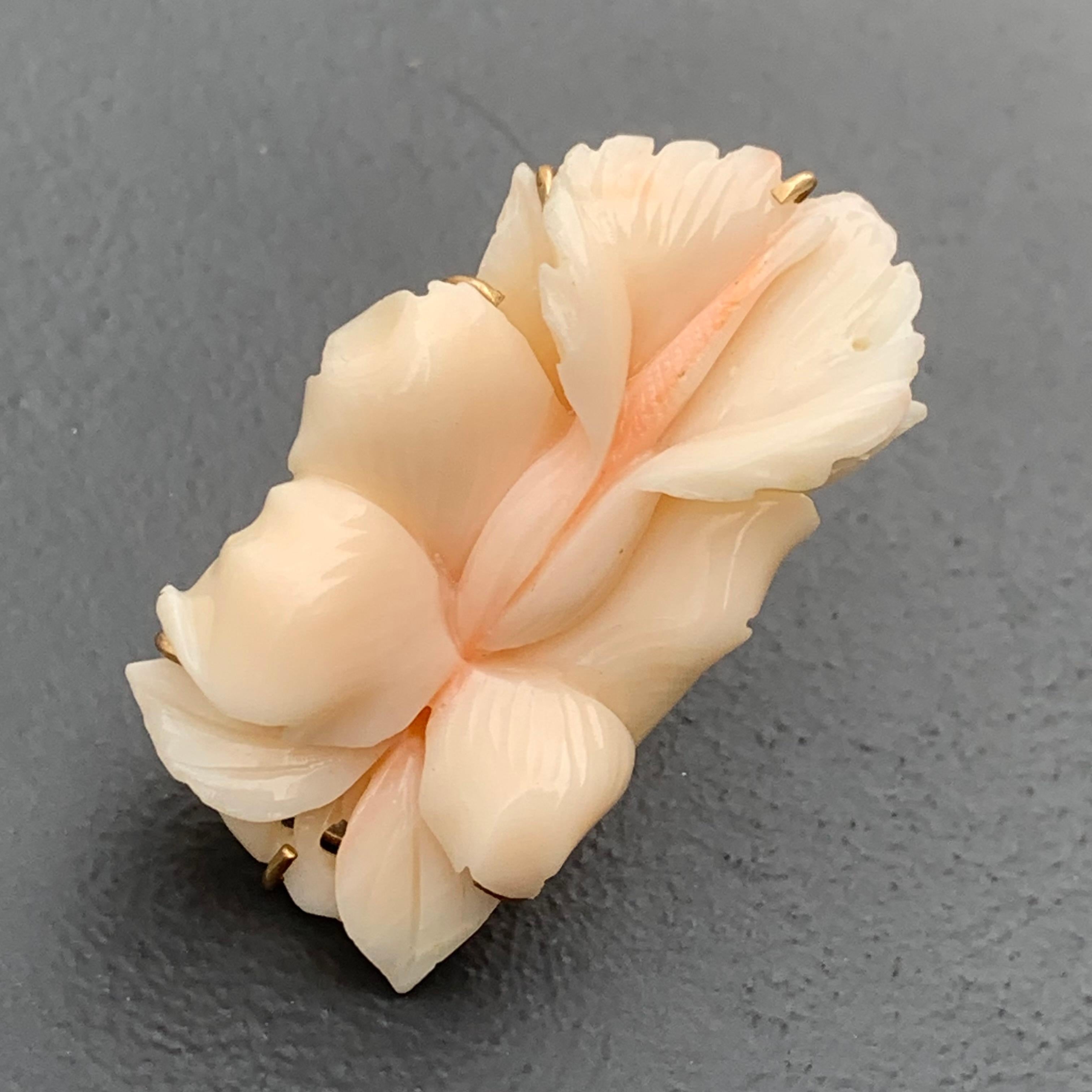 Retro 14 Karat Gold Carved Orchid Flower Angel Skin Coral Ring For Sale
