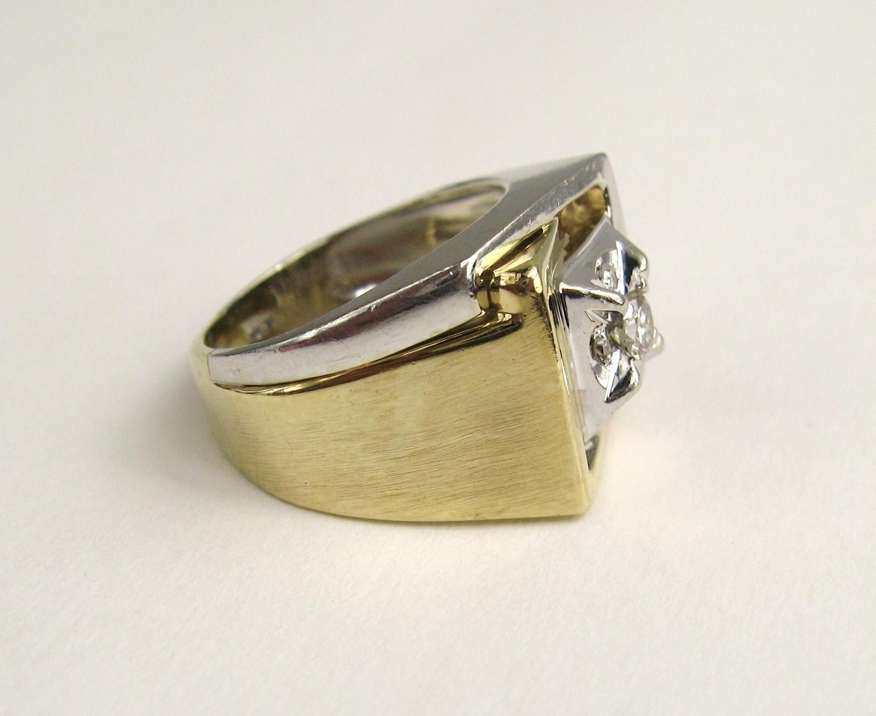 14 KT Gold Diamond Ring White & Yellow 1960s  For Sale 1