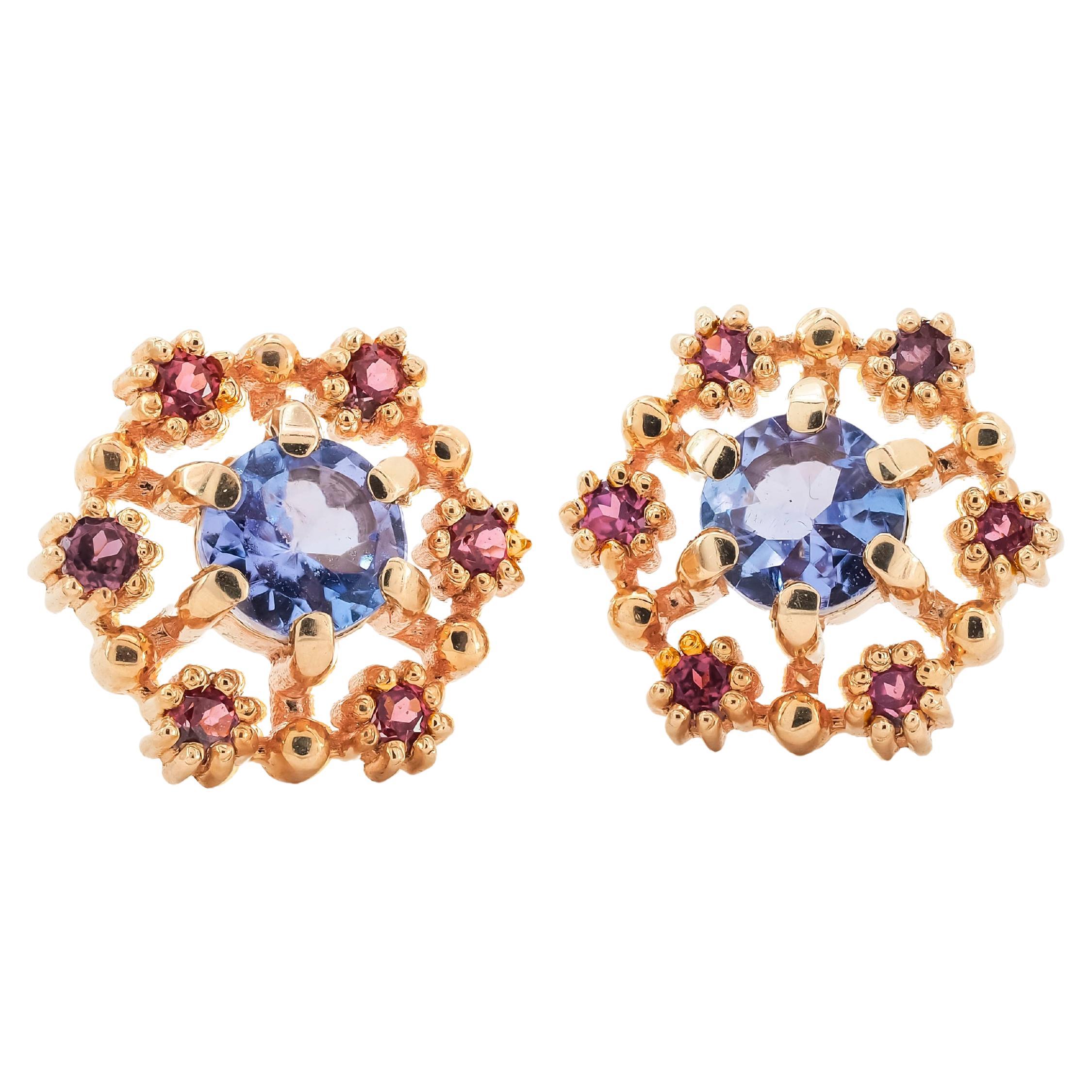 14 Karat Gold Earrings Studs with Tanzanites and Diamonds For Sale