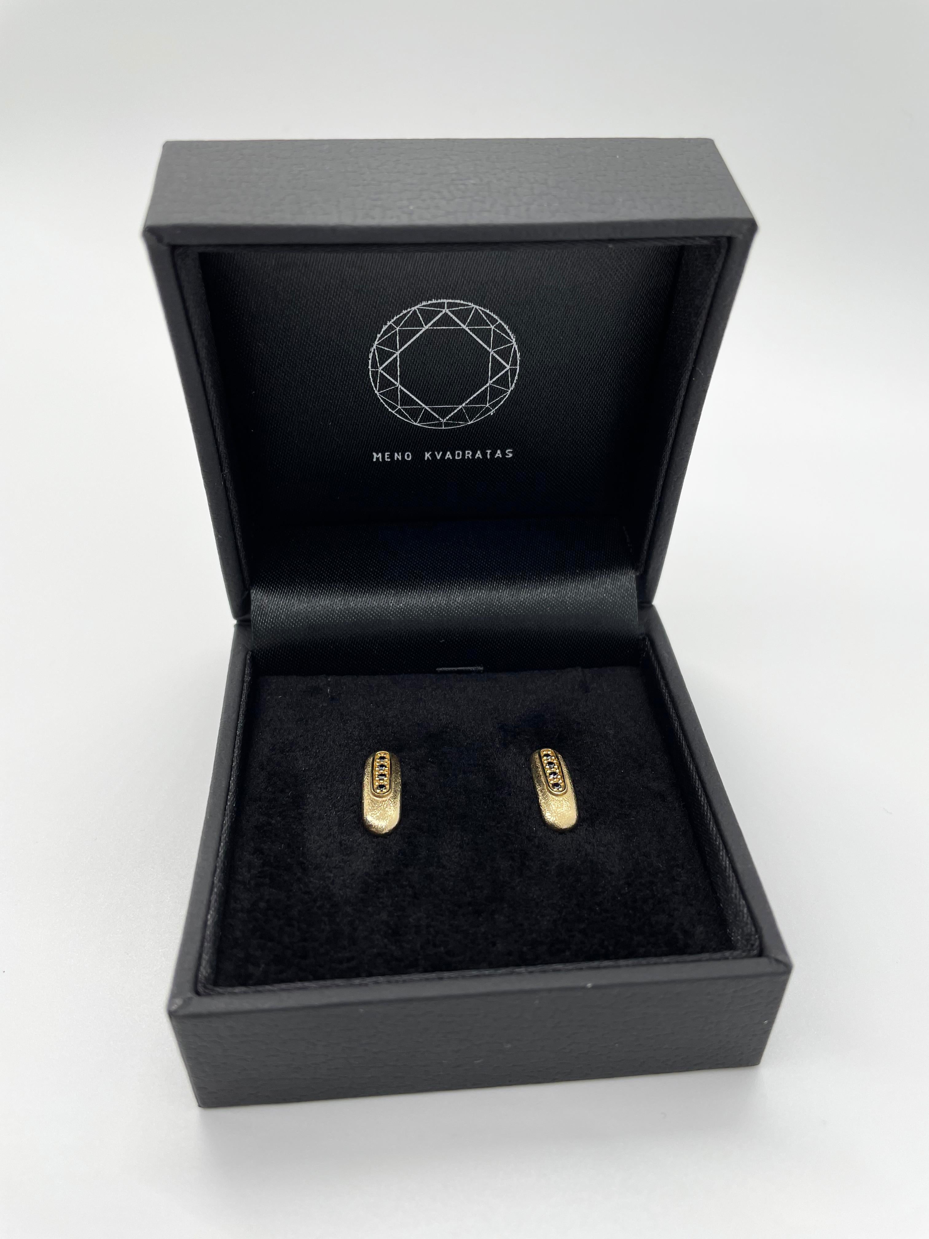 14-Karat Gold Earrings with 8 Black Diamonds For Sale 1