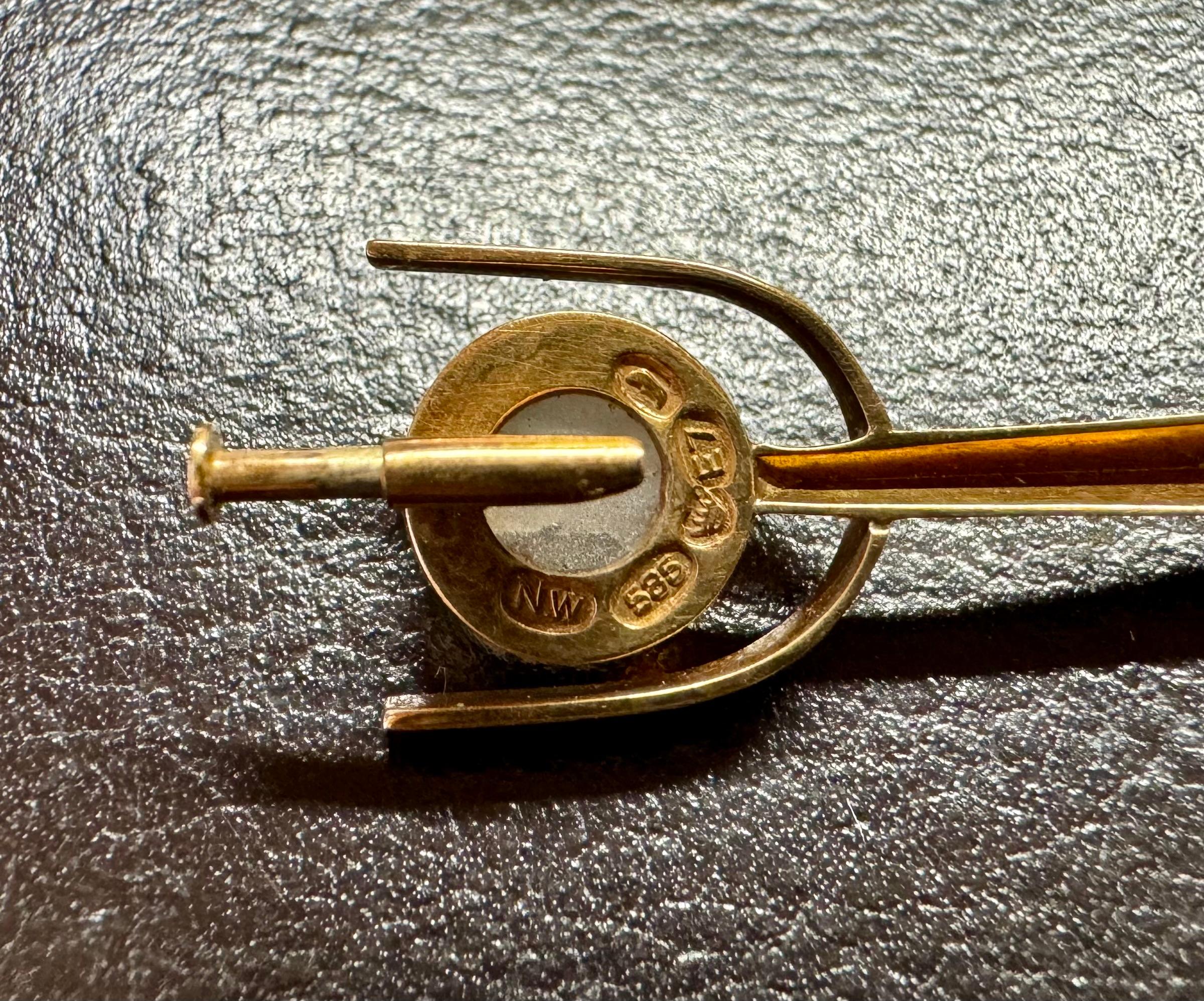 14 Karat Gold Eero Rislakki Stone Brooches Made in Finland In Good Condition For Sale In Orimattila, FI