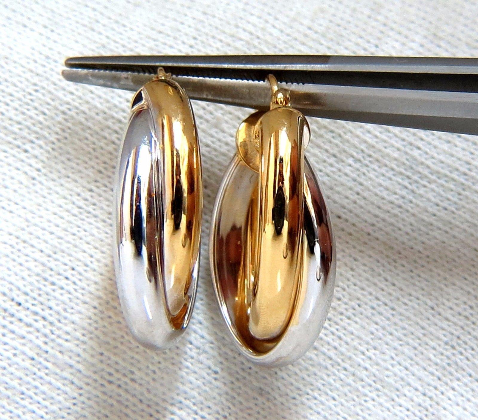 14 Karat Gold Elongated Tubular Twist Earrings In New Condition In New York, NY