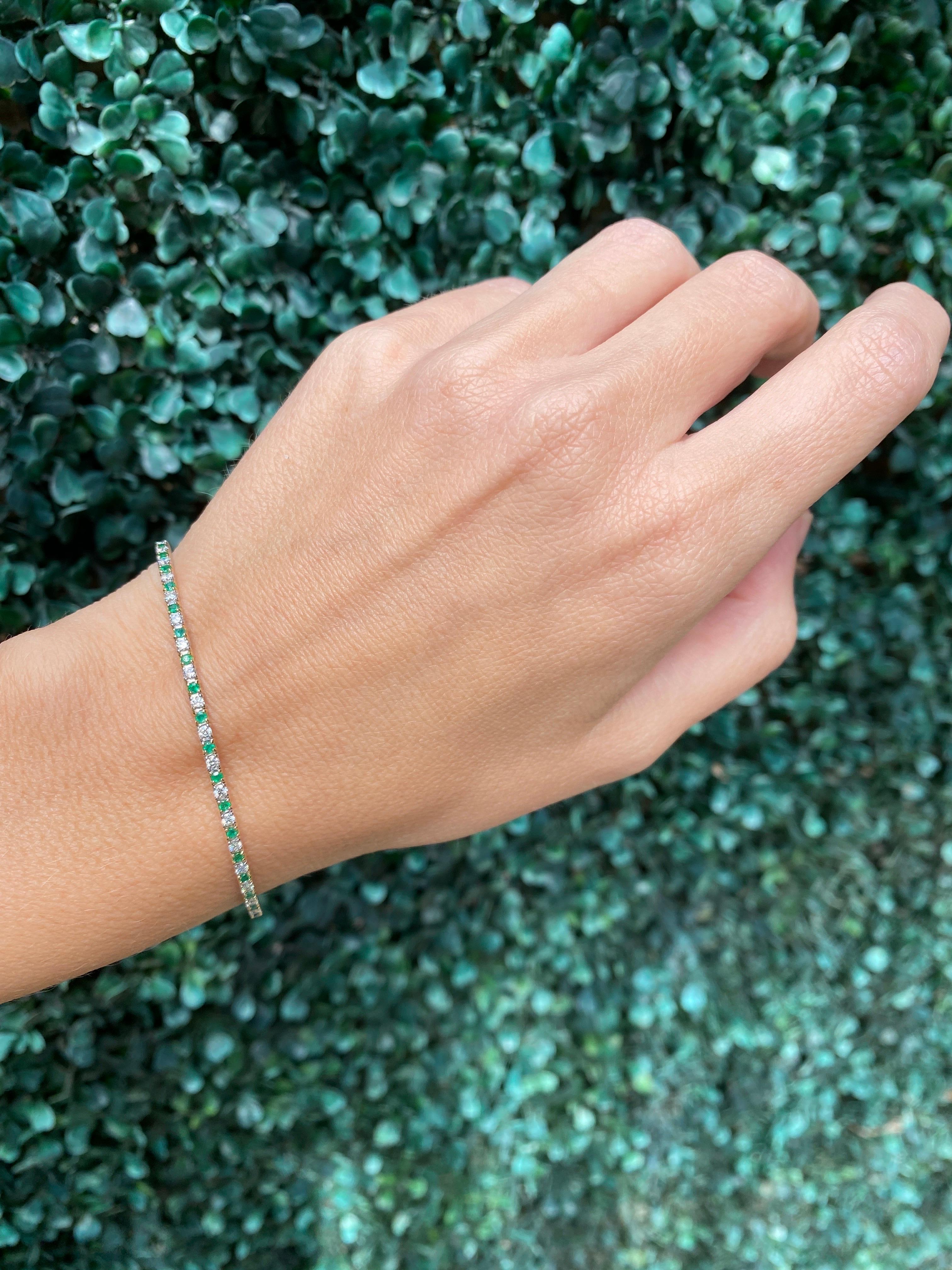14 Karat Gold Smaragd und Diamant Flexible Armspange 3