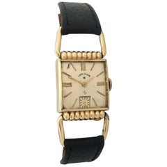 14 Karat Gold Filled 1940s Elgin National Watch Co. Mechanical Wristwatch