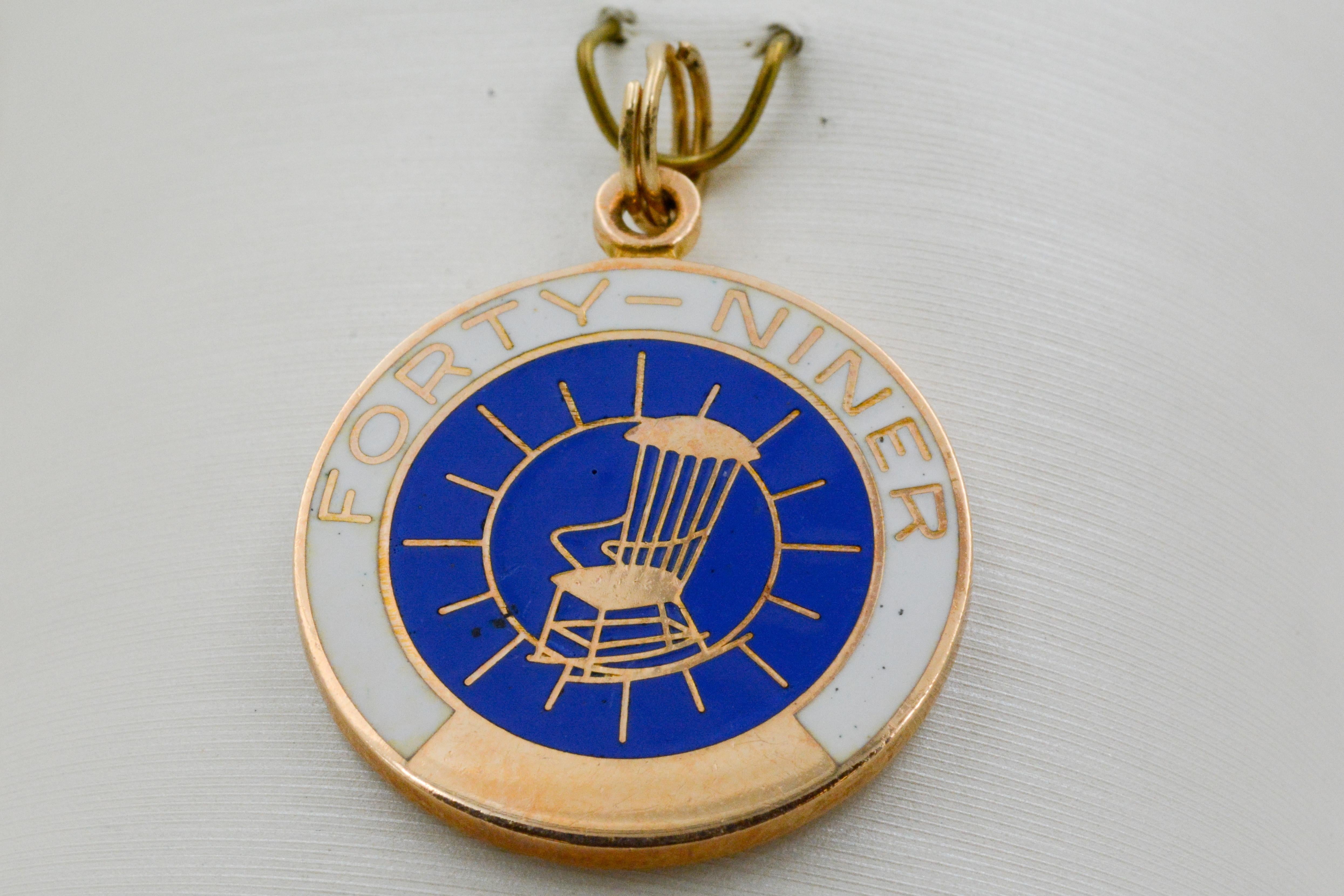 14 Karat Gold 'Forty-Niner' YPO Charm For Sale 1