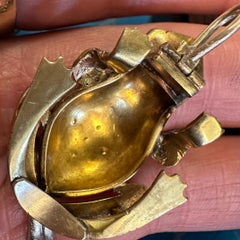Grenouille en or 14 carats avec perles de rocaille -Circa 1900 Pendentif de conversion en épingle à grenouille