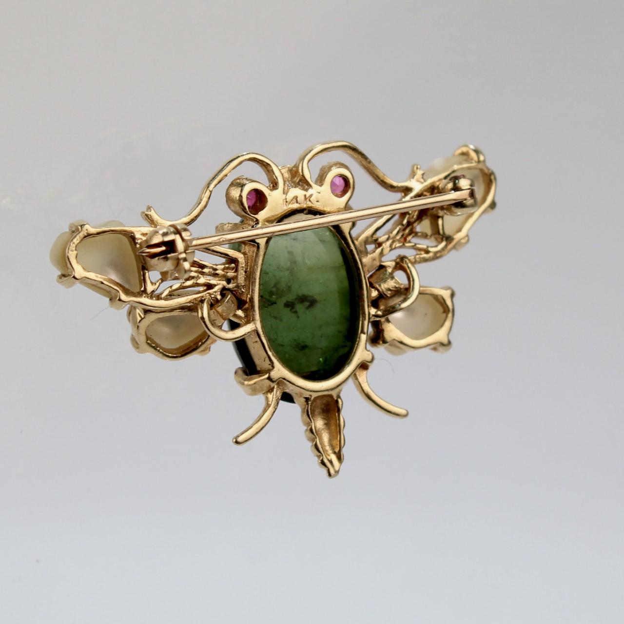 14 Karat Gold and Green Tourmaline Kinetic Bee Brooch with Pearls and Rubies For Sale 2