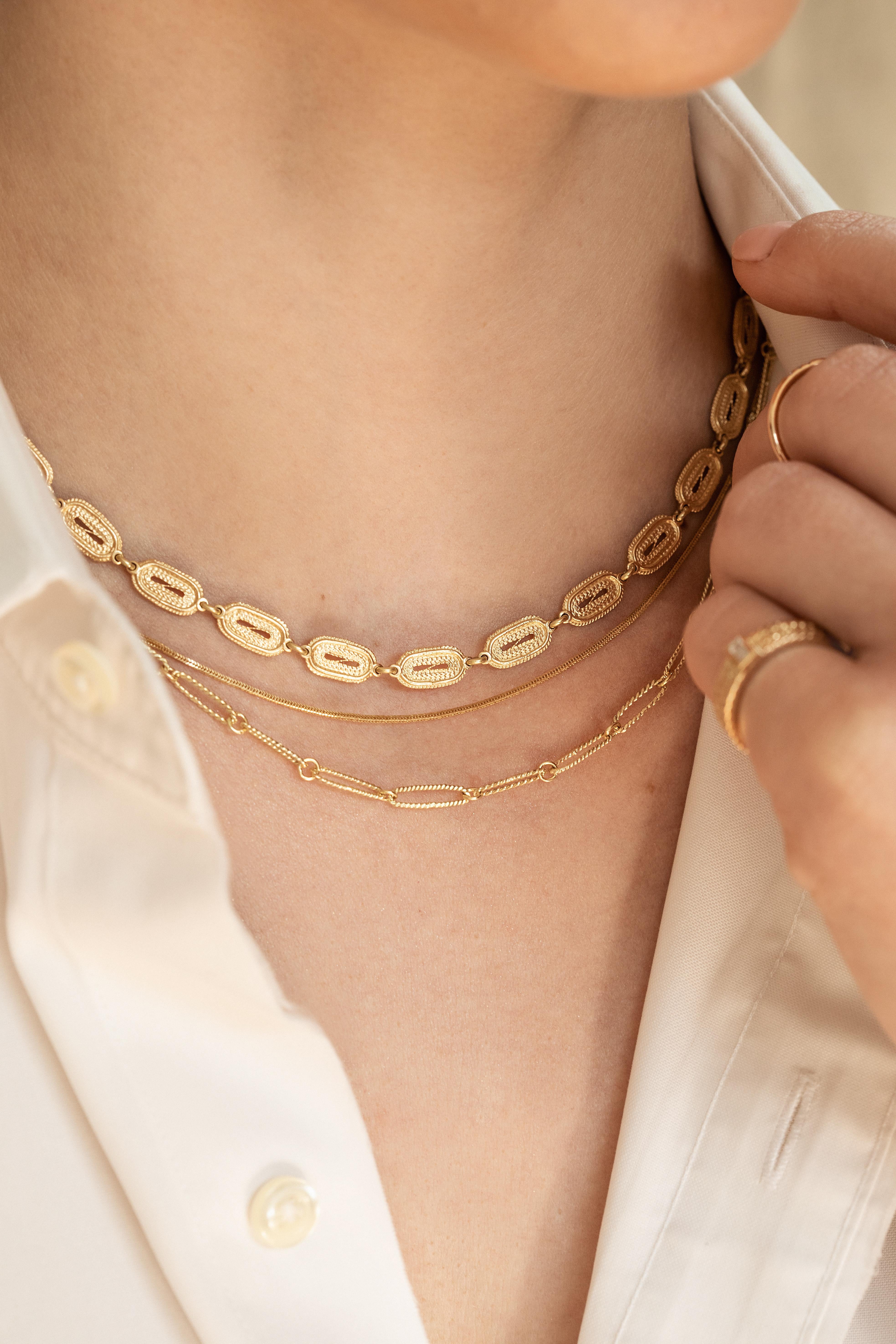 14 Karat Gold Handgefertigte filigrane Roma-Halskette mit Gliedern von Mon Pilar  für Damen oder Herren im Angebot