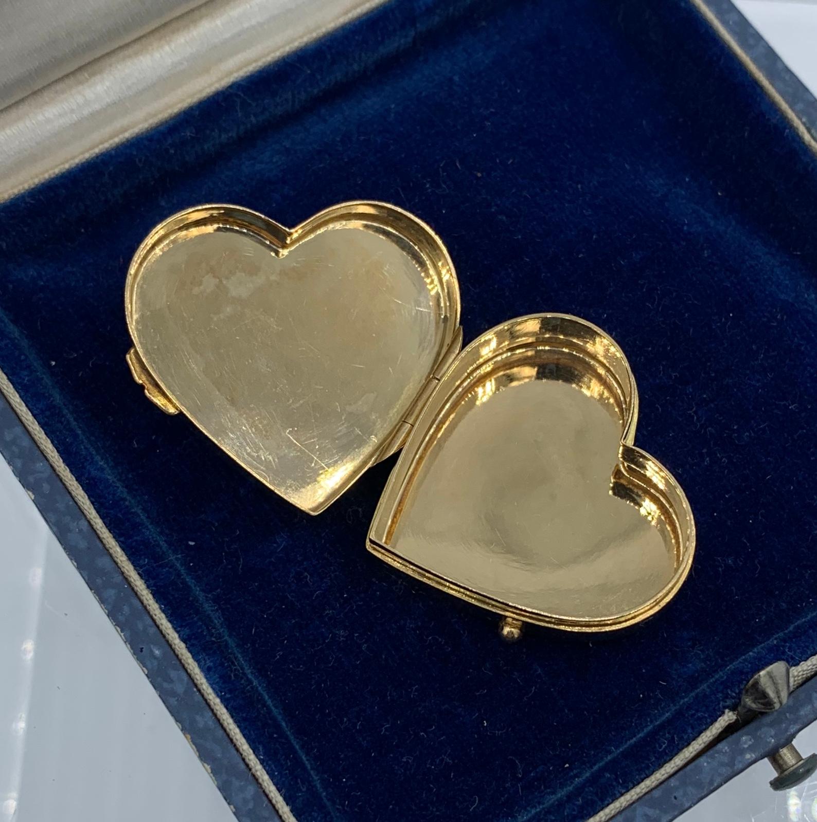 Herz-Schmuck-Kleiderschachtel aus 14 Karat Gold mit Patch-Ring im Zustand „Gut“ im Angebot in New York, NY