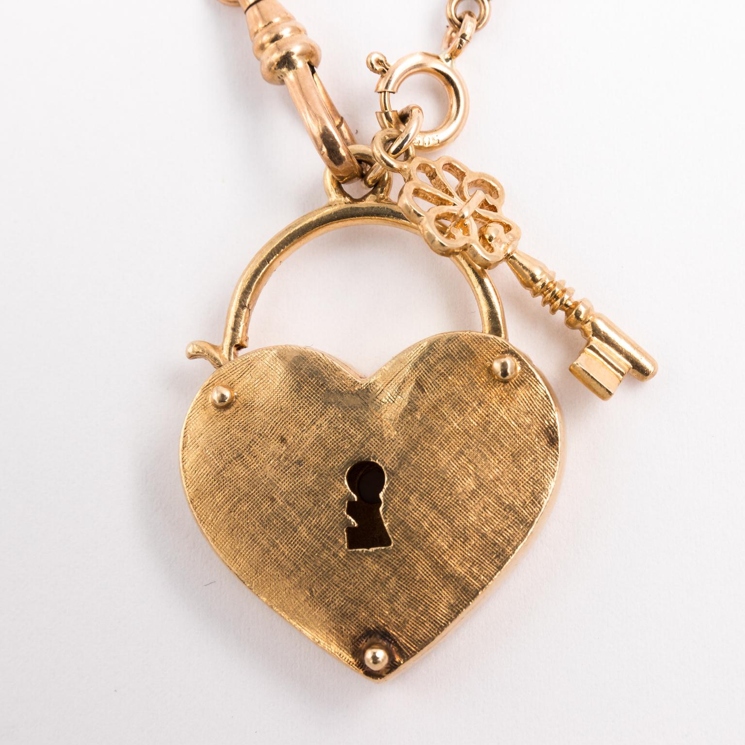 14 Karat Gold Heart with Key Necklace For Sale 1