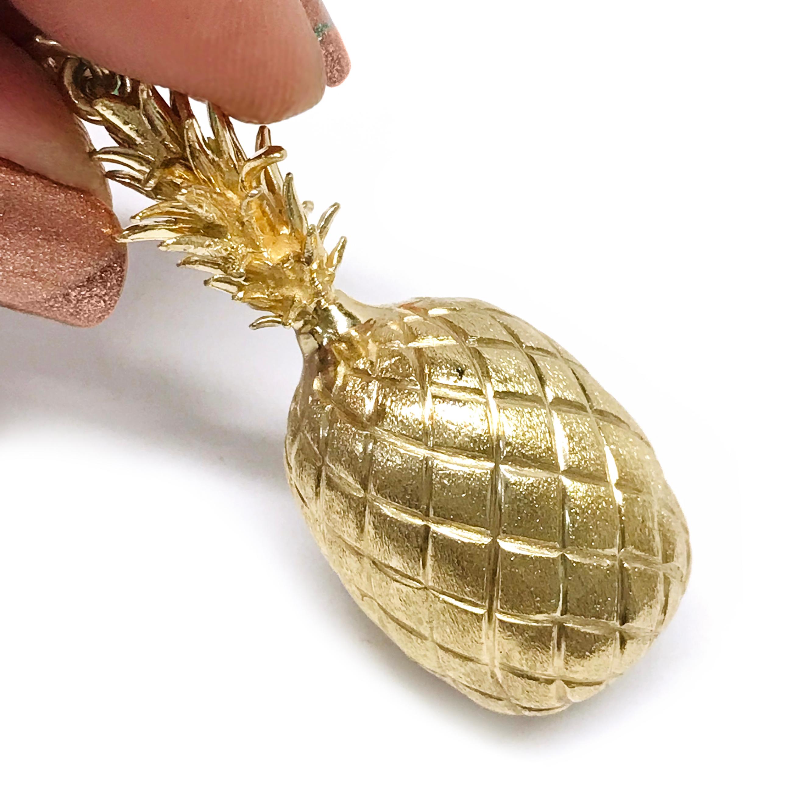 14k gold pineapple necklace